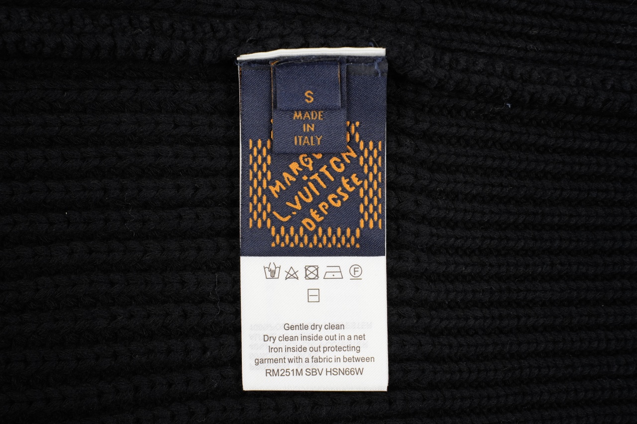 LV金冠半拉链套头毛衫