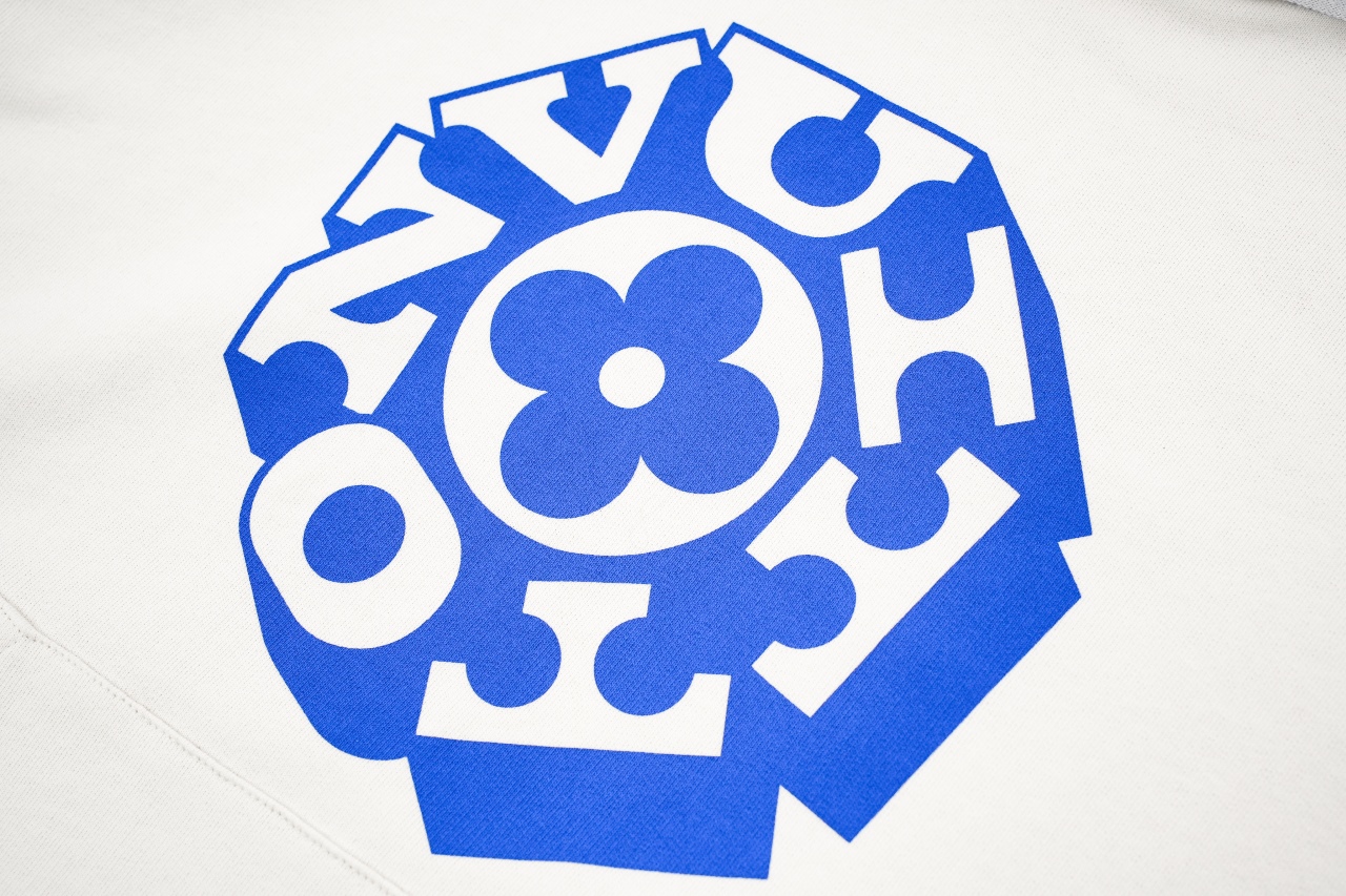 320 lv丝棉混纺印花卫衣 路易威登 2025 秋冬男士系列的一员-Chinese UA Cheap High Quatity Brand Clothes Bags handbags Sneakers wholesale wholesaler seller from China Factory suppliers Fashion Clothing Shoes best Quality Beautiful Price 320 lv丝棉混纺印花卫衣 路易威登 2025 秋冬男士系列的一员