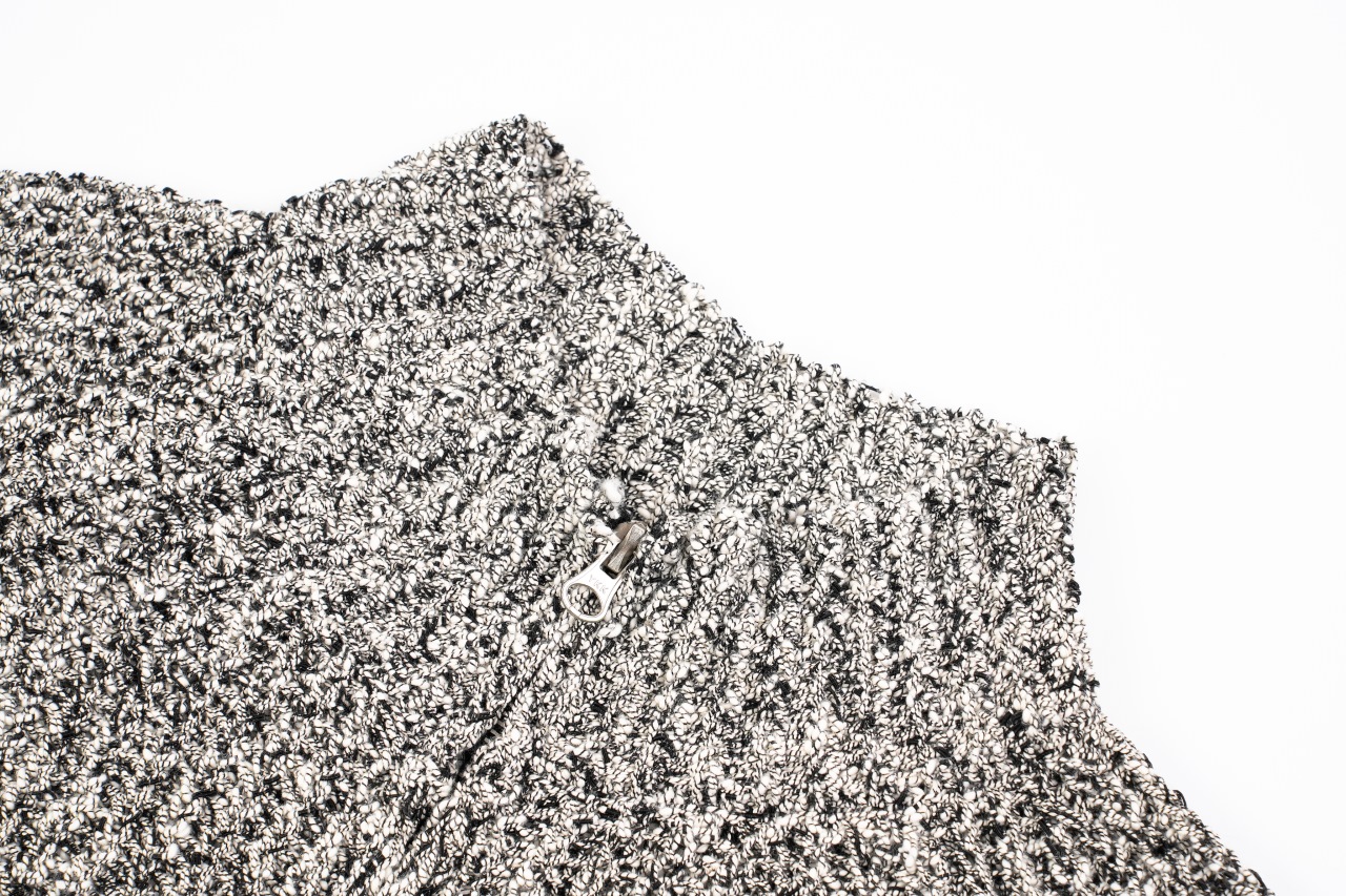 400 石头岛珊瑚花色毛衣外套