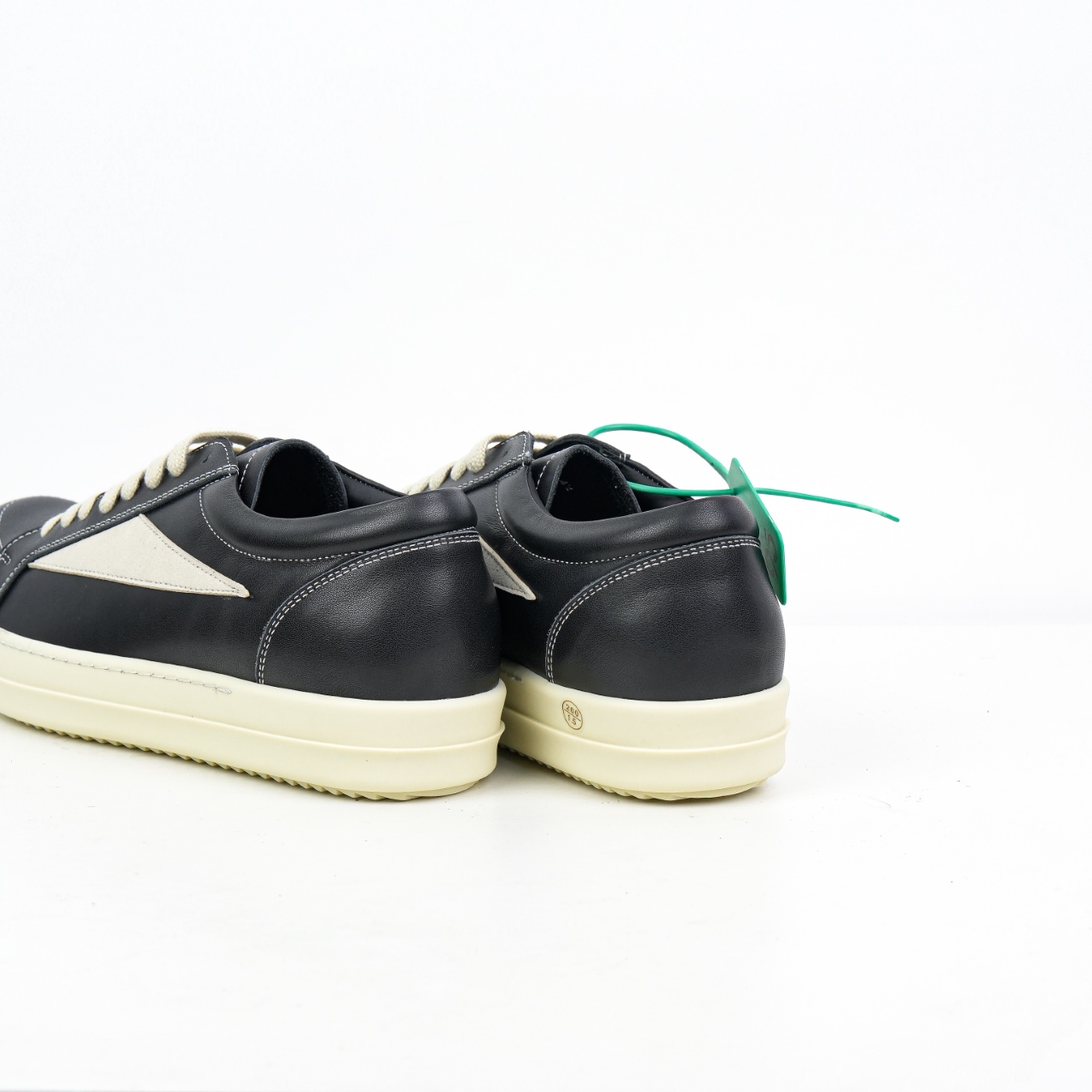 M8版本 RO欧文斯Rickowens 全网唯一一家欧文斯做到-Chinese wholesaler seller Clothes Bags handbags wholesale Shoes High Quatity wholesaler seller Cheap Sneakers from China Factory Chinese suppliers china wholesale clothing wholesaler seller M8版本 RO欧文斯Rickowens 全网唯一一家欧文斯做到