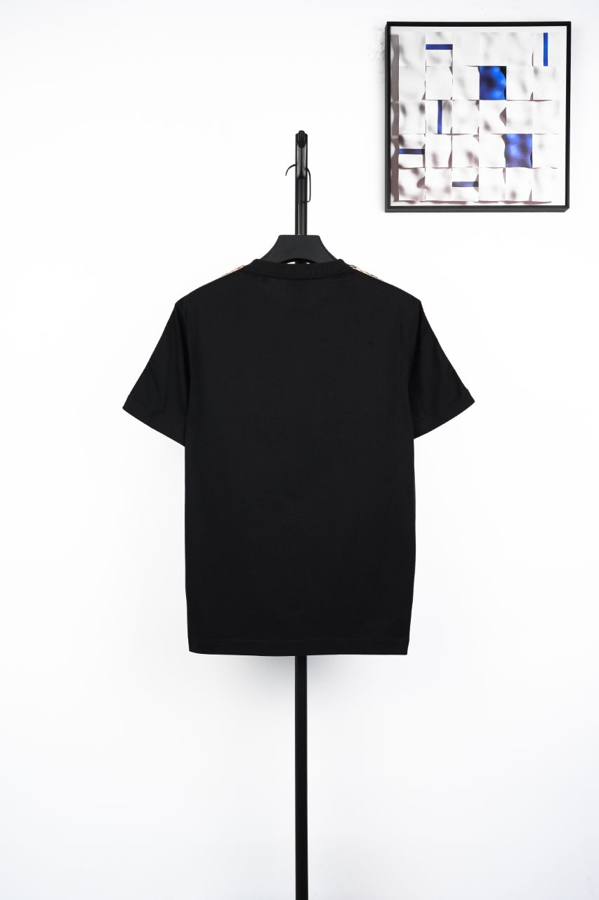 巴宝莉肩部织带格子短袖