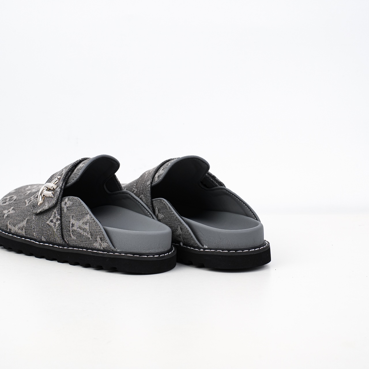 220 LV路易威登女士拖鞋 LV新款拖鞋