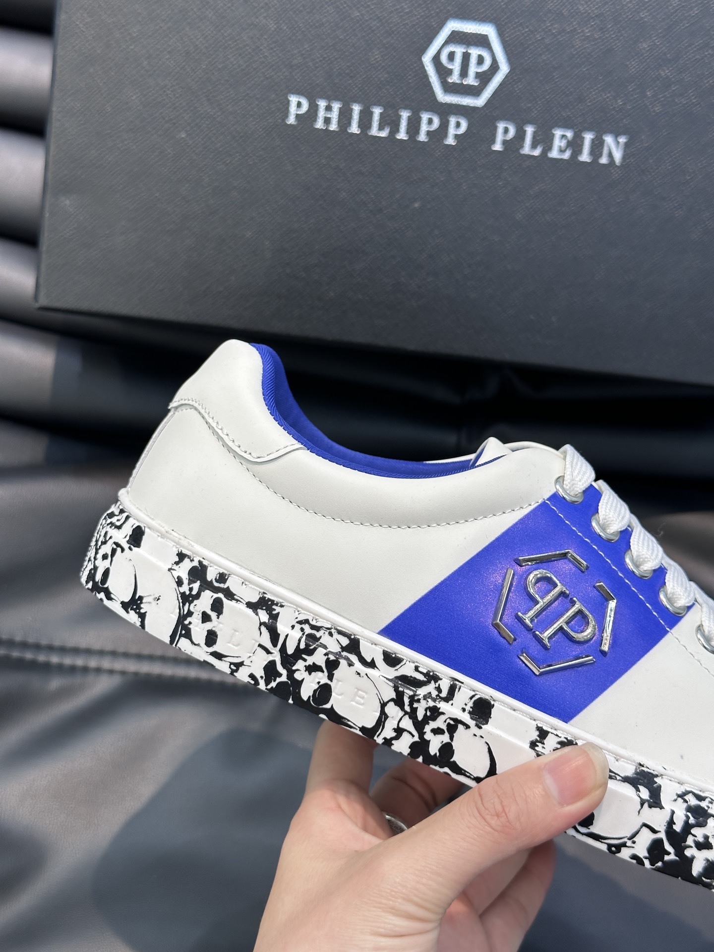 PHILIPPPLEIN-菲利普普莱茵德国潮牌男士低帮板鞋牛皮拼色设计鞋面皮牛皮打造牛皮内里！原版金属P