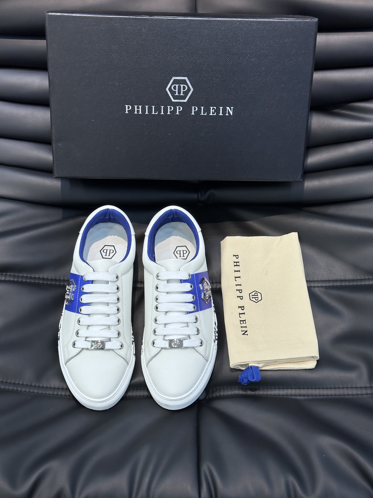 PHILIPPPLEIN-菲利普普莱茵德国潮牌男士低帮板鞋牛皮拼色设计鞋面皮牛皮打造牛皮内里！原版金属P