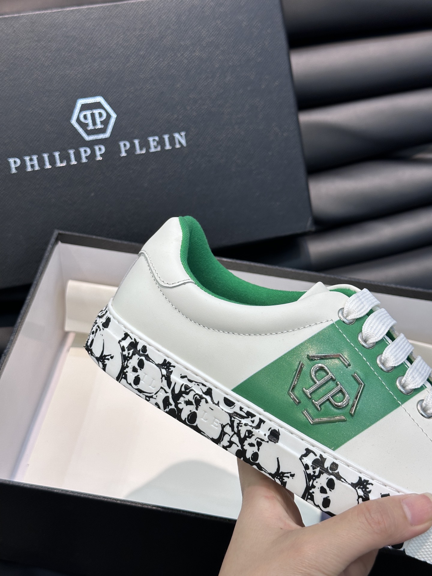 PHILIPPPLEIN-菲利普普莱茵德国潮牌男士低帮板鞋牛皮拼色设计鞋面皮牛皮打造牛皮内里！原版金属P