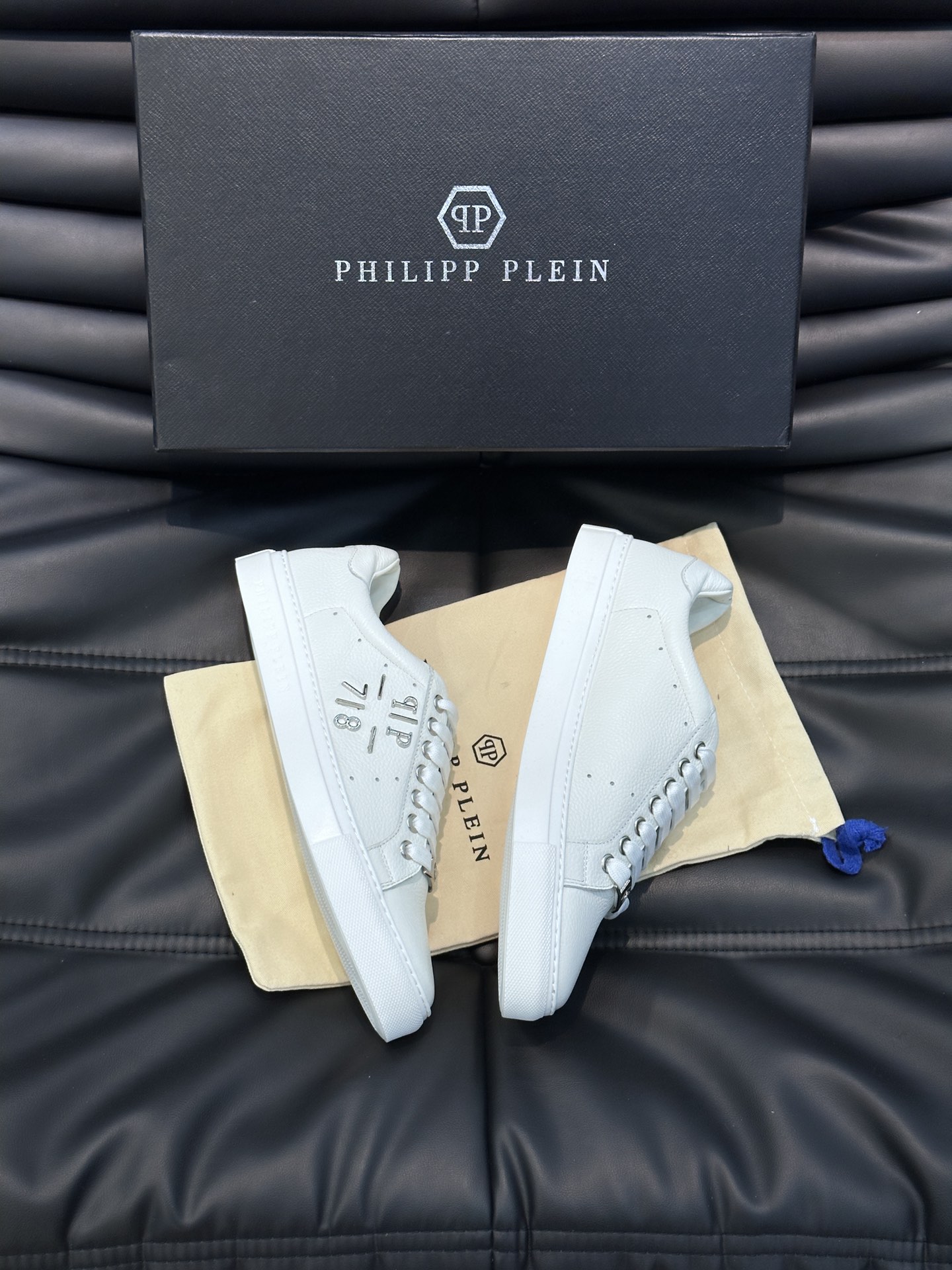 PHILIPPPLEIN-菲利普普莱茵德国潮牌男士低帮板鞋牛皮拼色设计鞋面皮牛皮打造牛皮内里！原版金属P