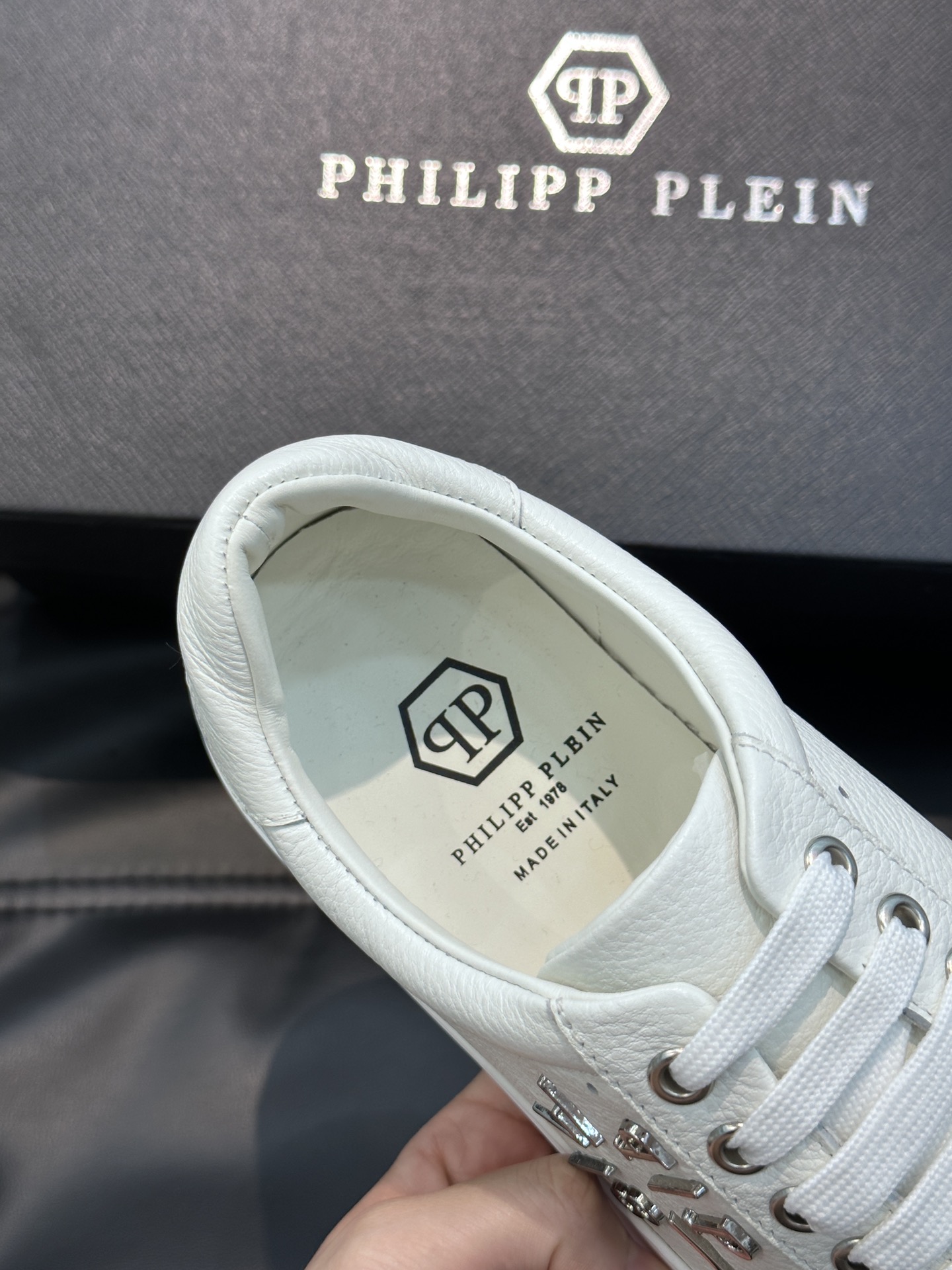 PHILIPPPLEIN-菲利普普莱茵德国潮牌男士低帮板鞋牛皮拼色设计鞋面皮牛皮打造牛皮内里！原版金属P