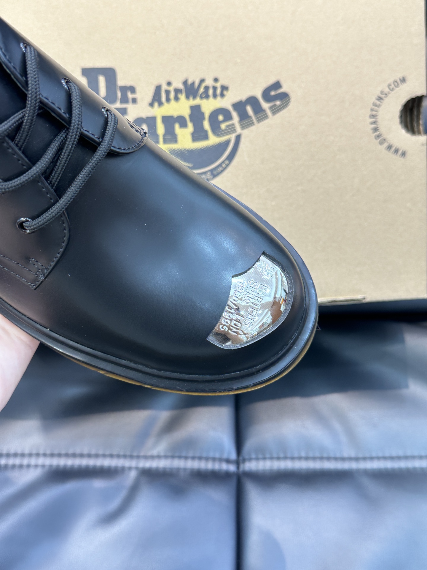 ️️Dr.martens1925低帮钢头马丁鞋大头德比鞋超级帅气脚感舒适轻便时尚百搭精品！Size38-