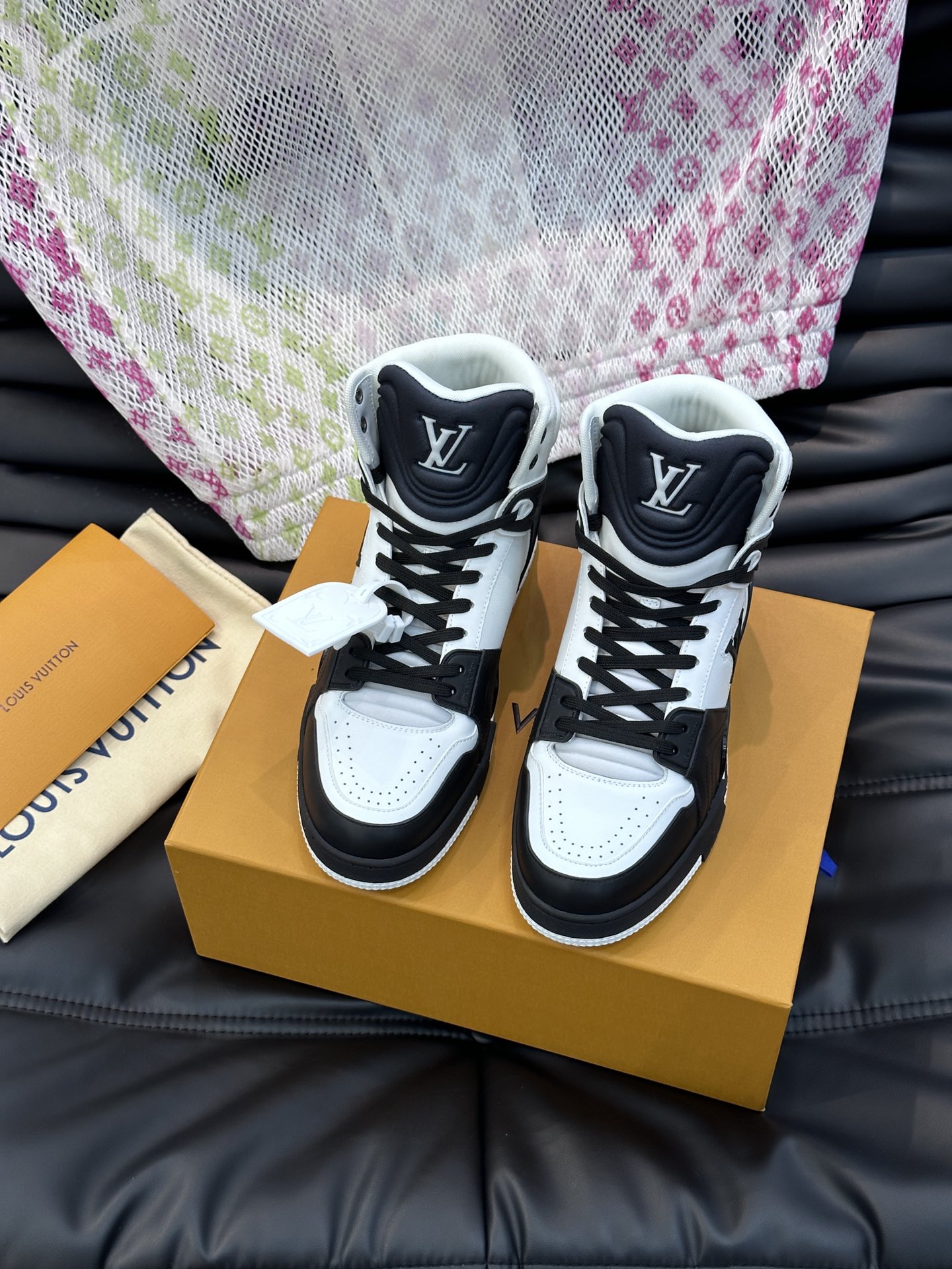 Louis Vuitton High
 Shoes Sneakers Cowhide TPU Fall/Winter Collection Fashion High Tops