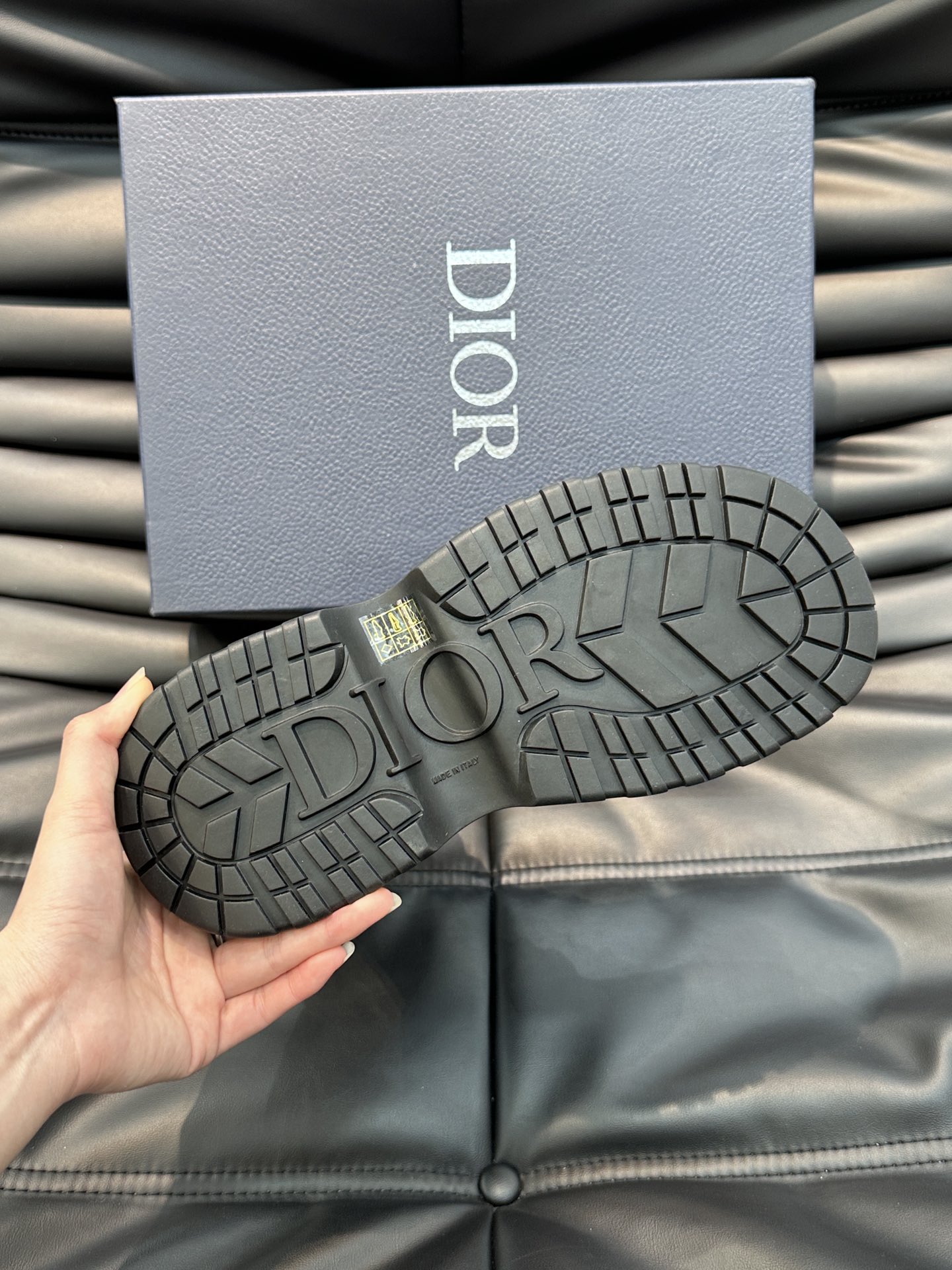 Botas altas con cordones Dior Buffalo para hombre, novedad de la colección masculina Primavera 2024,