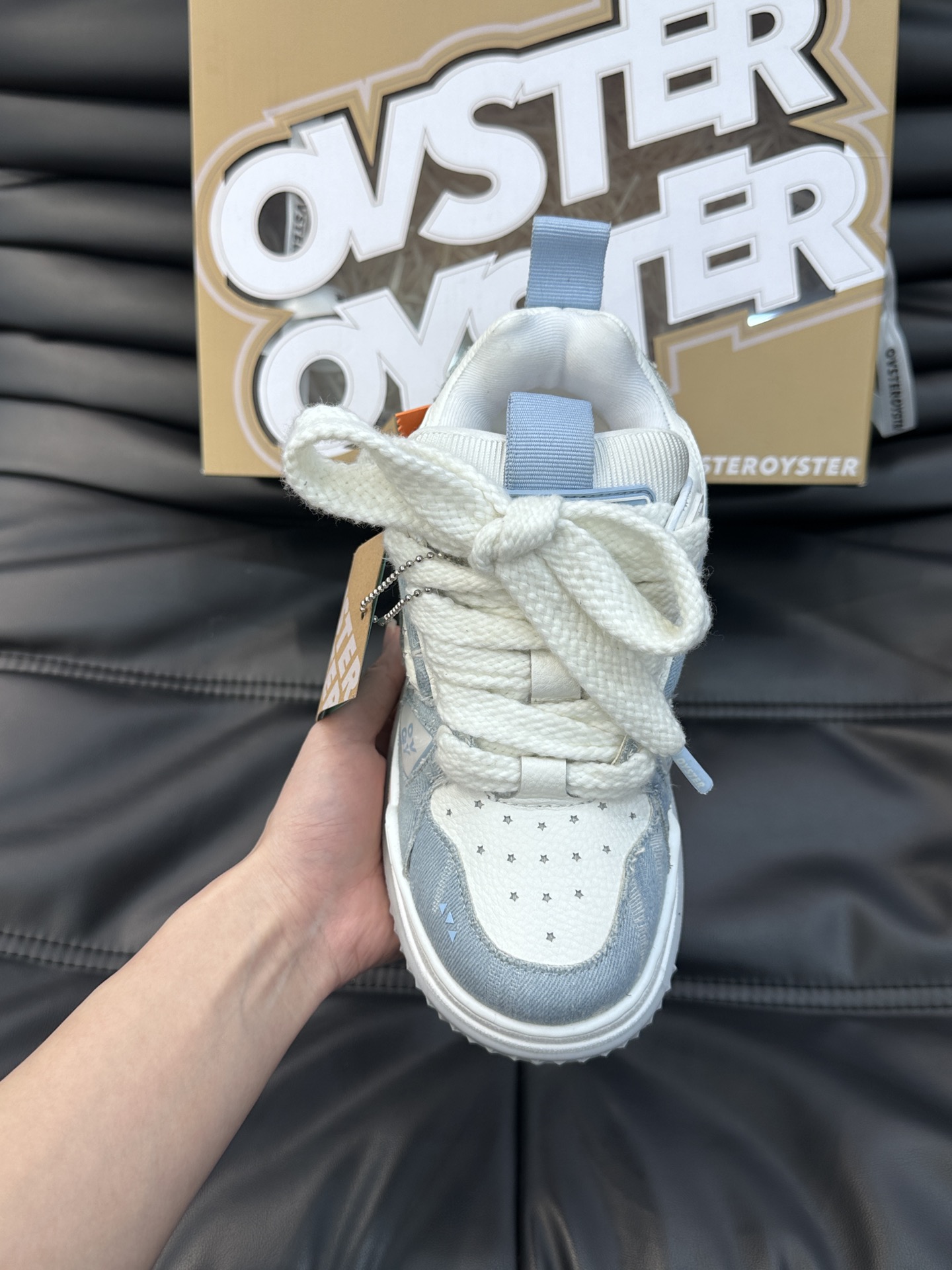 OVSTEROYSTER情侣款面包鞋高级感撞色鞋身吸睛指数飙升层次感轻质厚底增高5CMQ弹舒适脚感暴走无