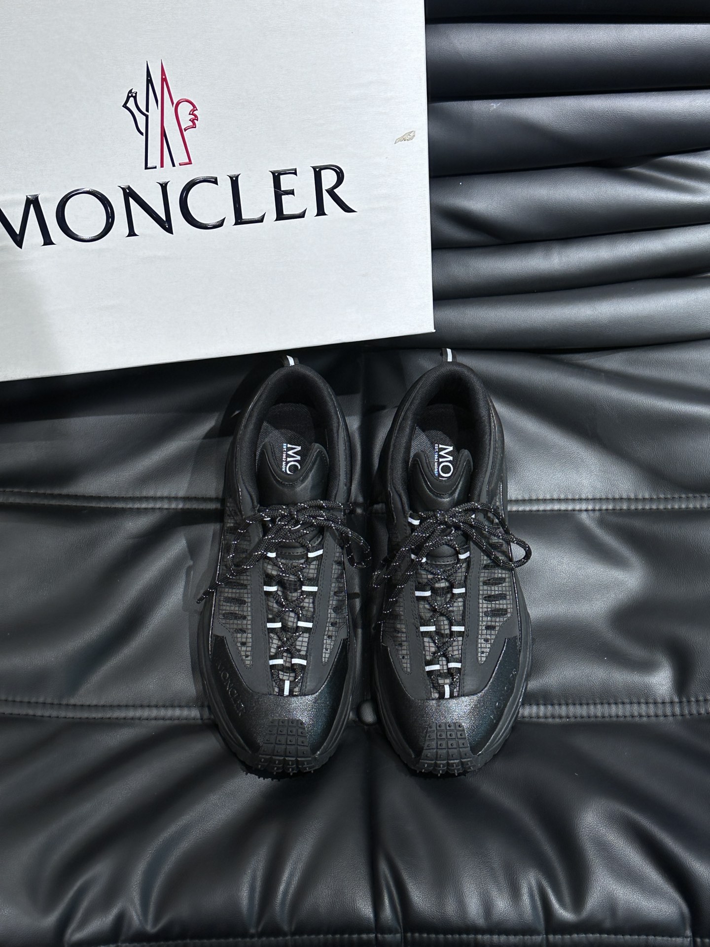 Moncler Scarpe Sneaker Miglior sito per la replica
 Splicing Uomini Gomma Fashion Pantaloni da tuta