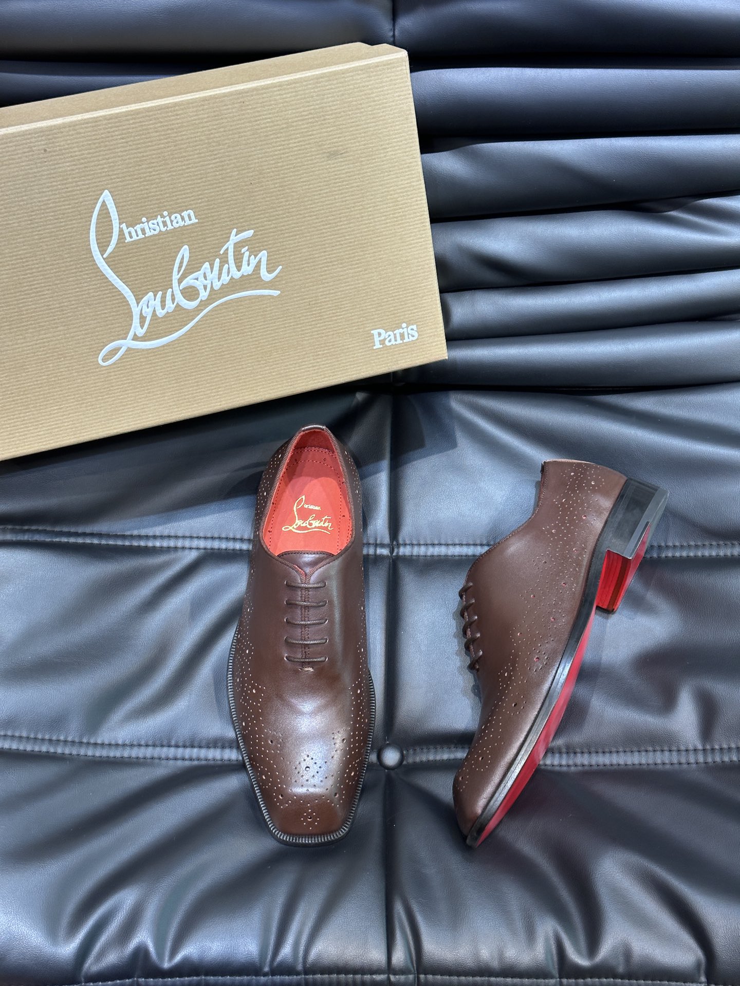 Christia*.Loubouti*高端男士商务正装皮鞋原版真牛皮大红底意大利进口牛皮大底头层牛皮水染