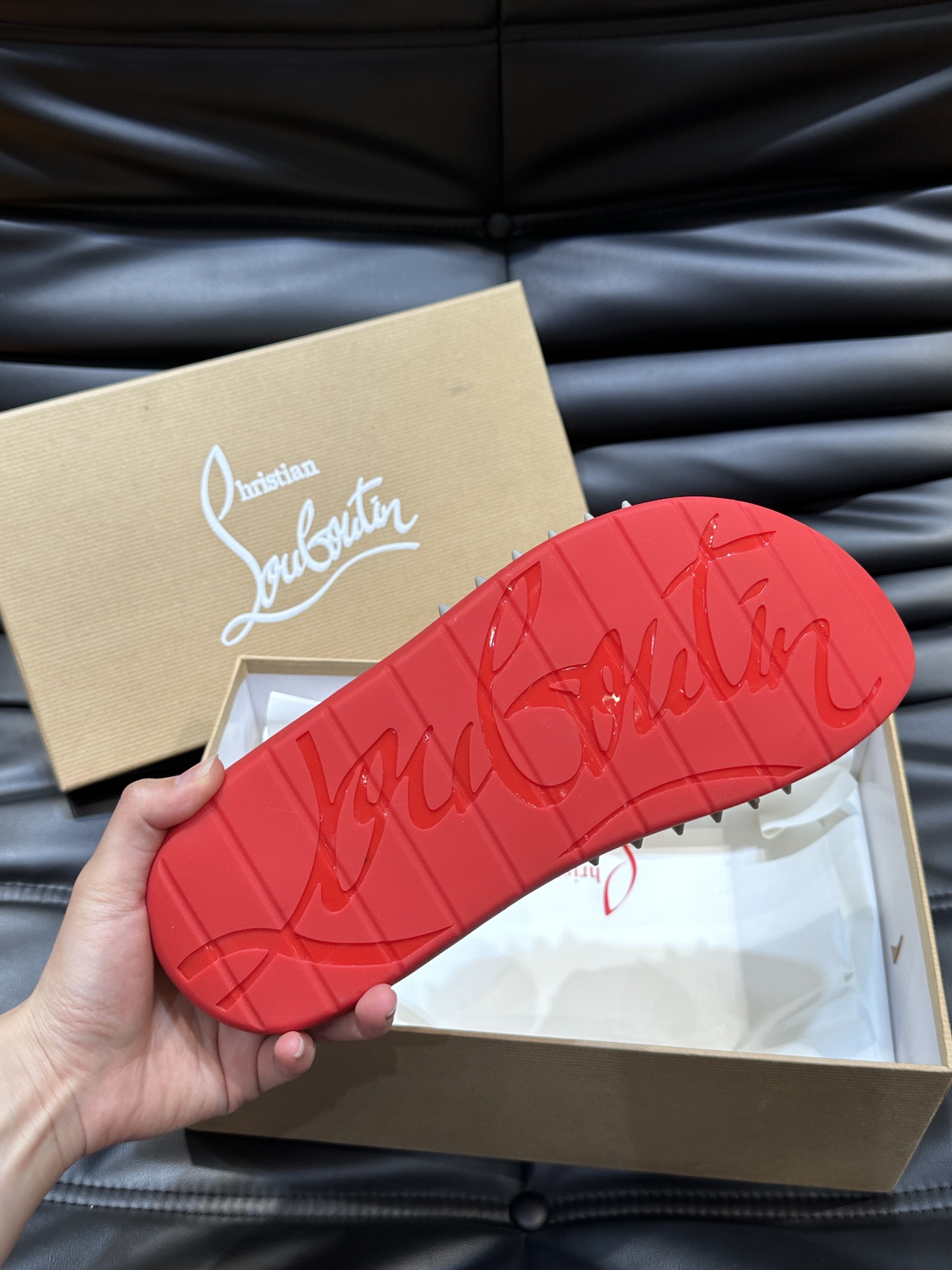 Christia*.Loubouti*夏季CL男士潮男拖鞋纯进口牛皮顶级货最新款意大利进口牛皮面手工打钉