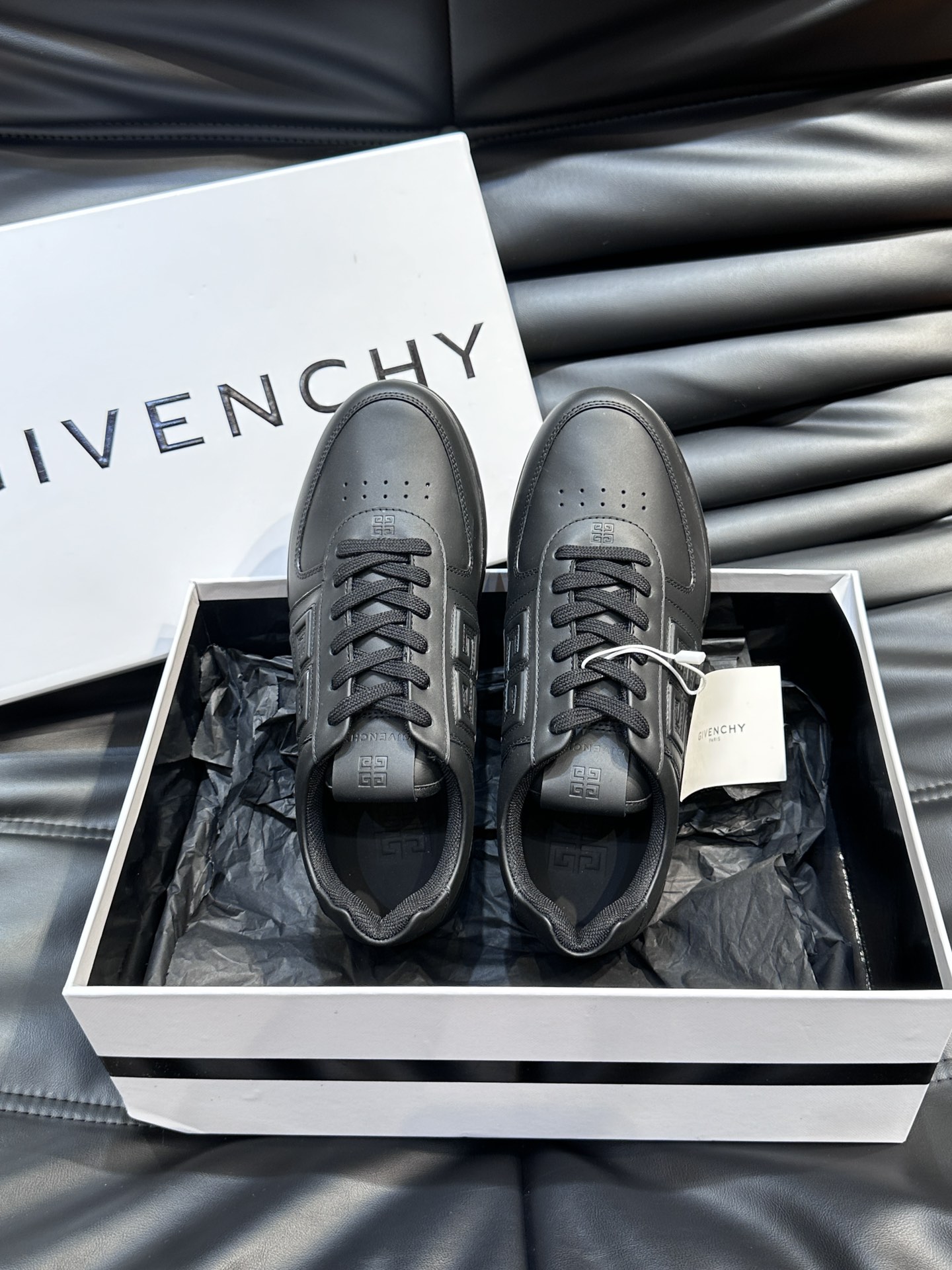 Givenchy Men's Black Leather Low-Top Runner Sneakers - Size 39-44 5 i1714974810 557 3