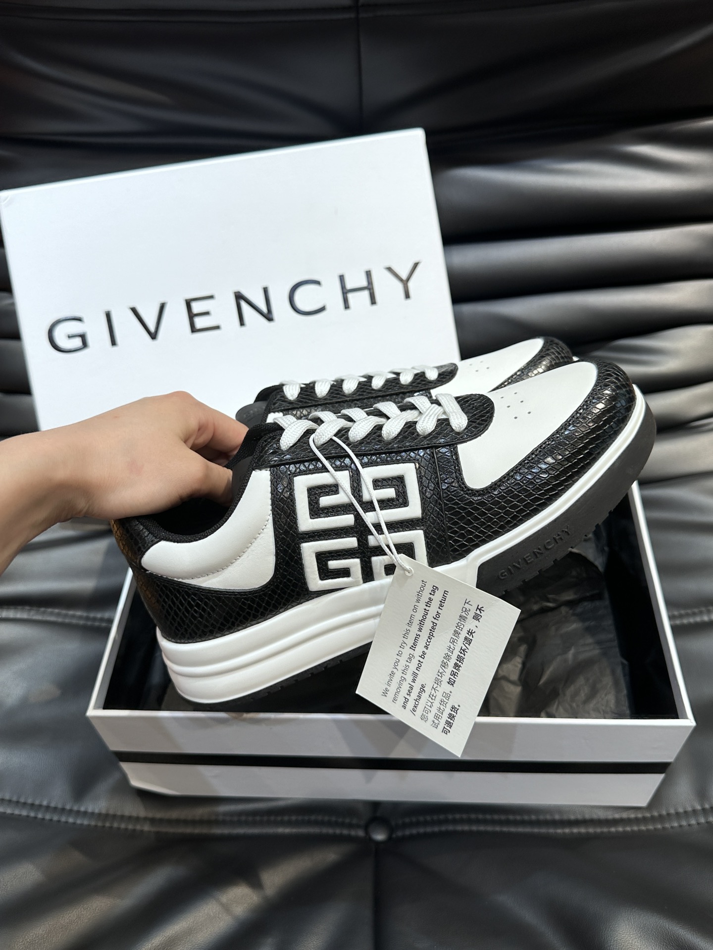 Givenchy Men's GIV 1 Low-Top Sneakers: Premium Leather, Breathable Design, Stylish 6 i1714975106 2428 8