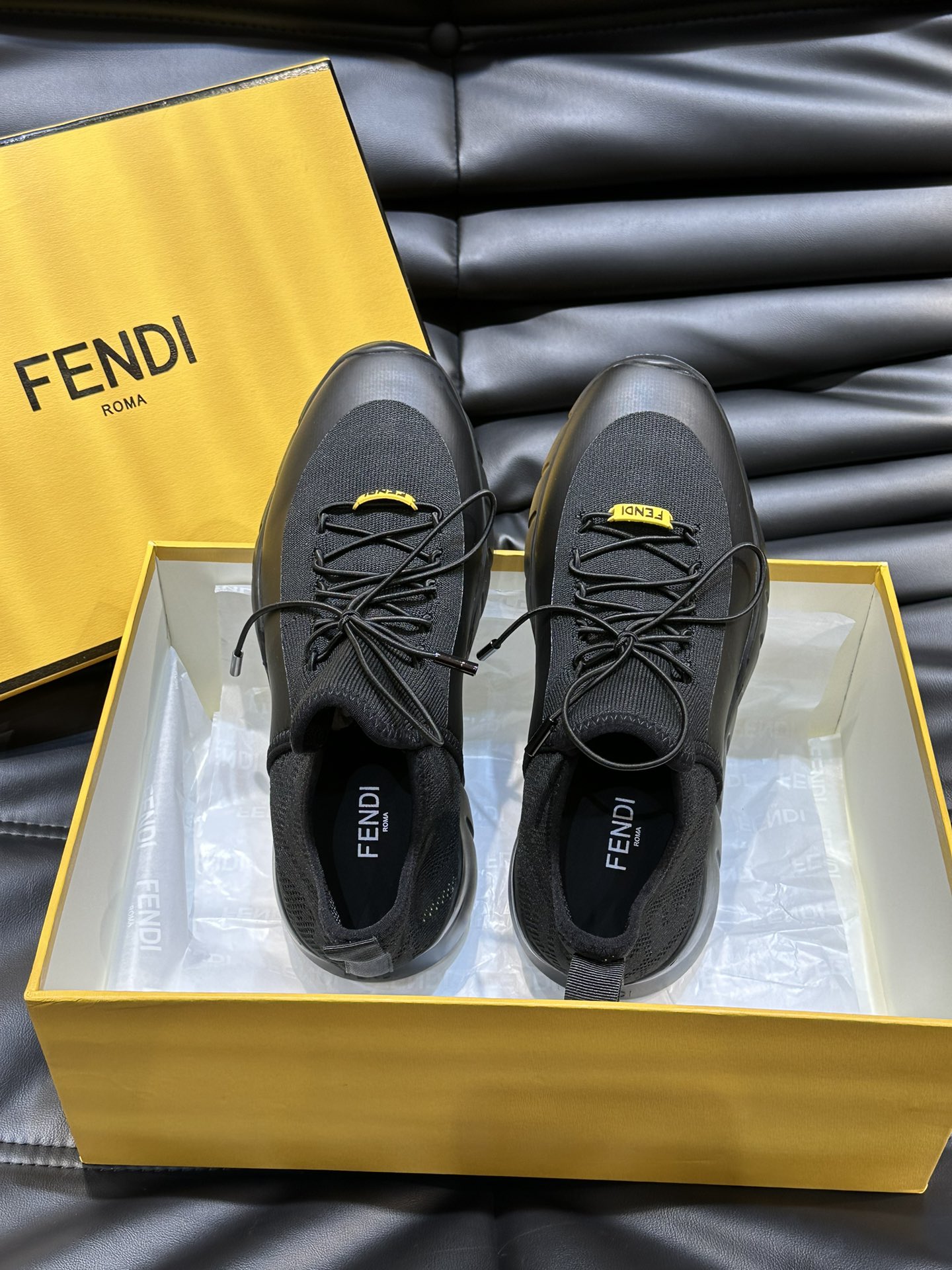 Fend*春夏新款男士休闲运动鞋！进口高科技高密度飞织布面运动网眼面料内里透气吸汗舒适升级TPU轻便原版