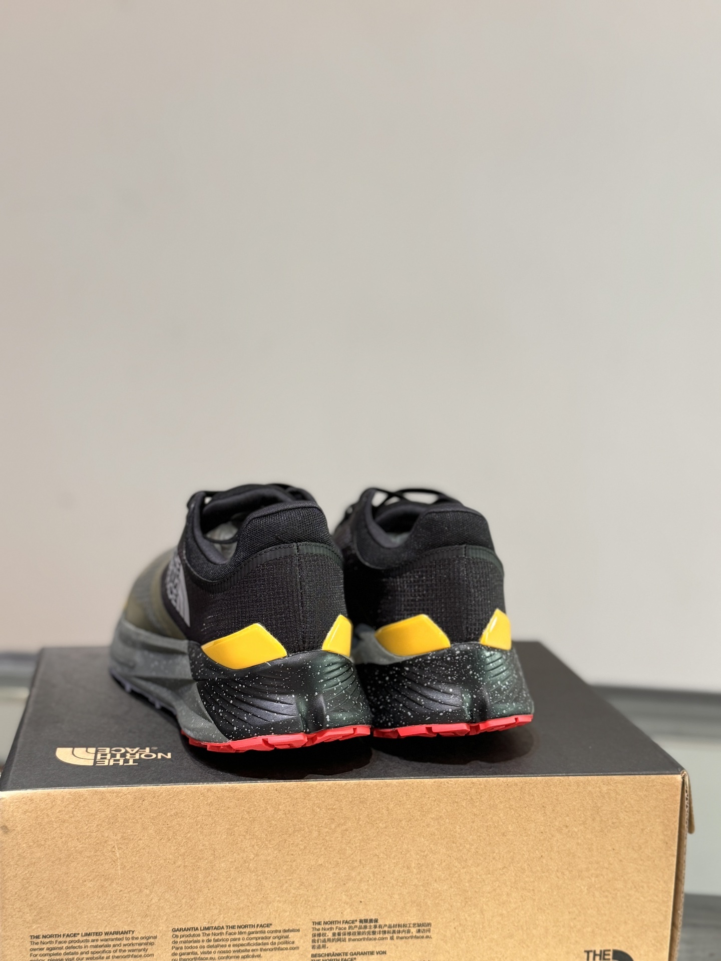 莞厂北面TheNorthFaceVECTIV越野跑鞋徒步3D网布鞋面透气性与耐久性兼具穿着轻便舒适不闷脚
