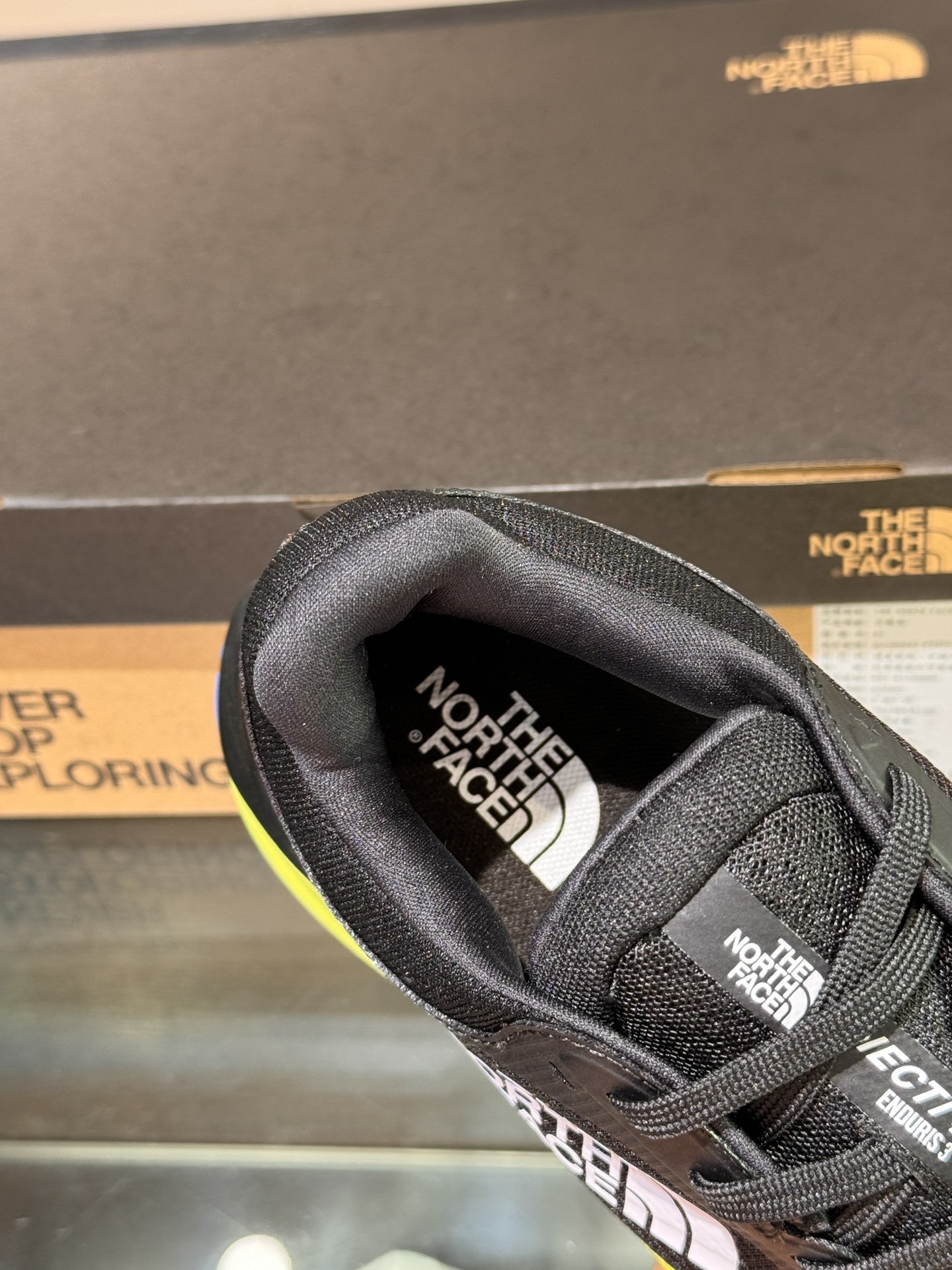 莞厂北面TheNorthFaceVECTIV越野跑鞋徒步3D网布鞋面透气性与耐久性兼具穿着轻便舒适不闷脚