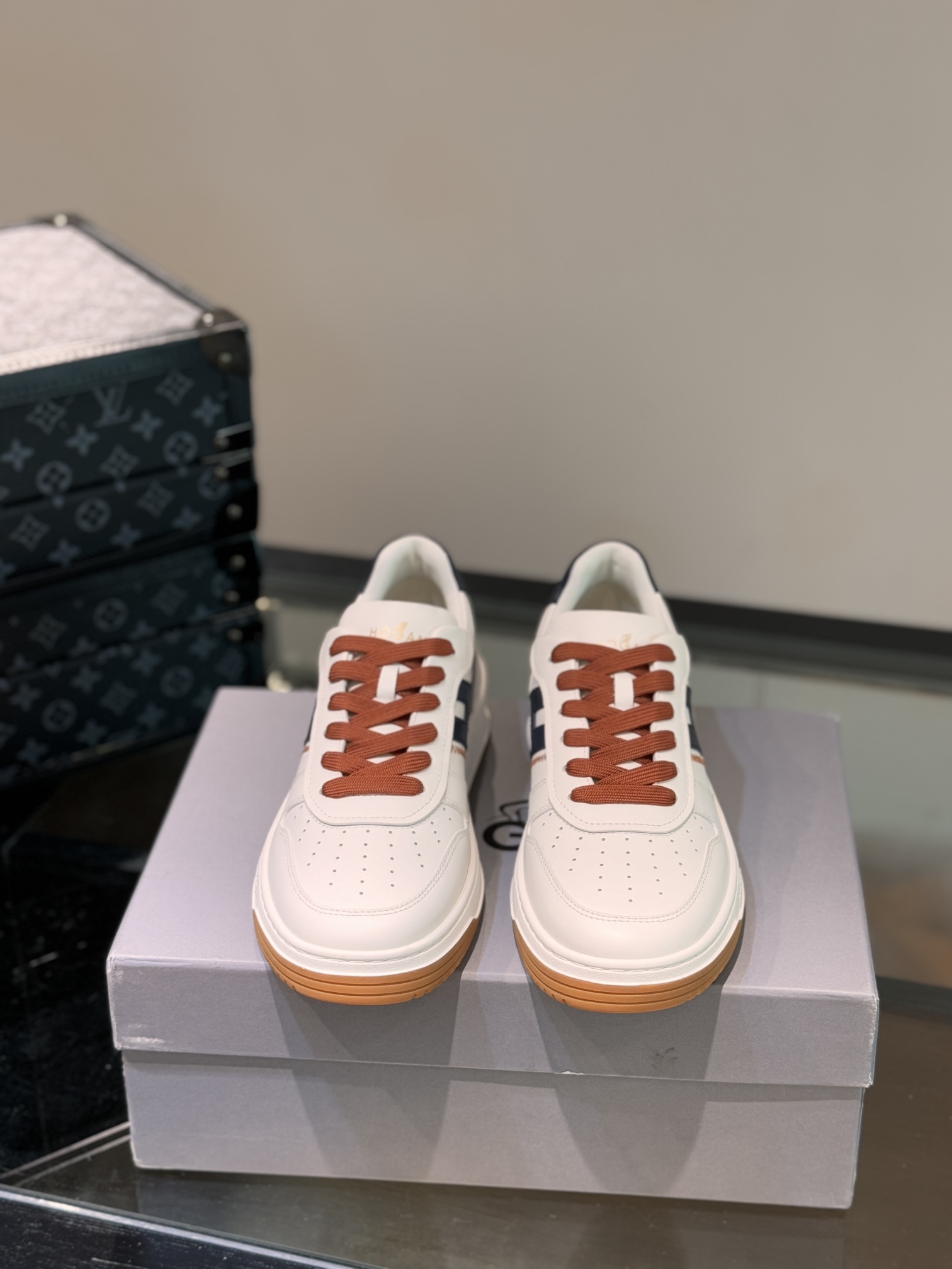 Aaa +
 Hogan Chaussures De Sport Nouvelle réplique de concepteurs
 épissure Cuir vache Le TPU Vintage Peu importe