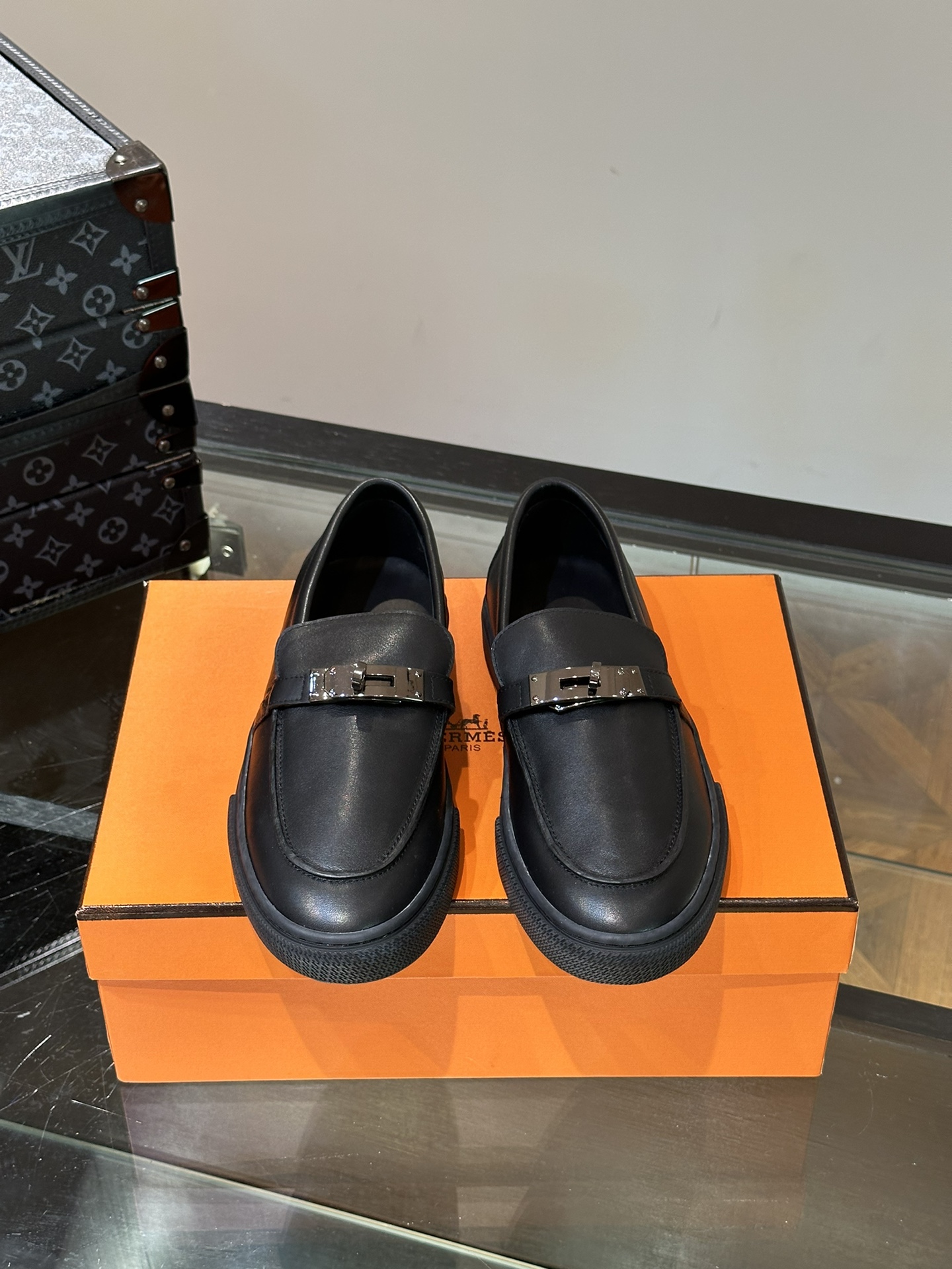 Hermes Schoenen Loafers Mannen Kalfsleer Koeienhuid Echt leer Rubber Casual