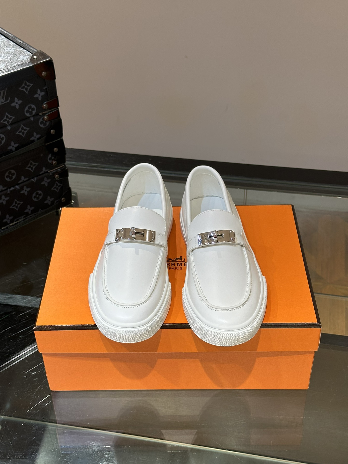 Hermes Schoenen Loafers Mannen Kalfsleer Koeienhuid Echt leer Rubber Casual