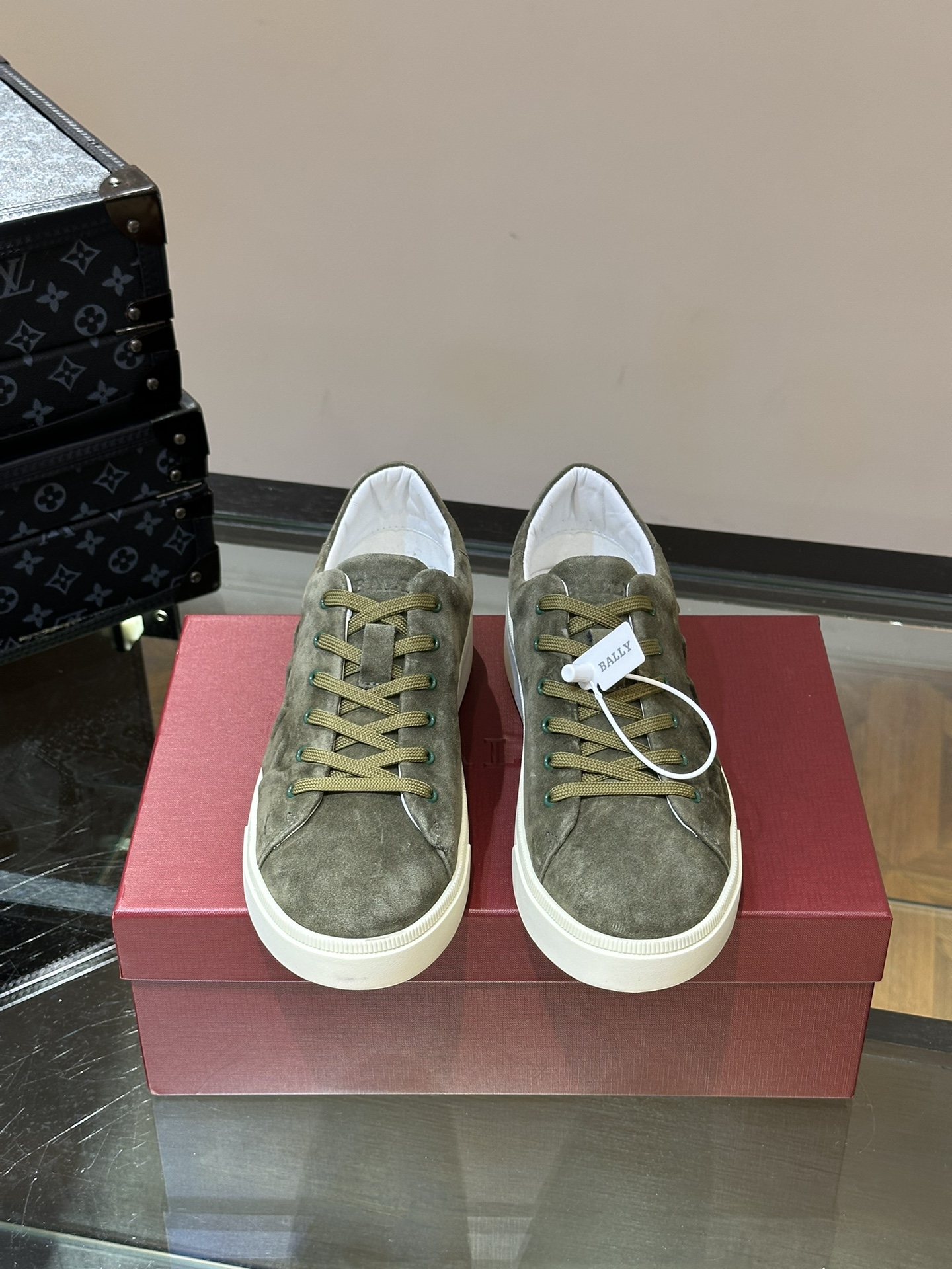 Perfect
 Bally Schoenen Skateboardschoenen Mannen Koeienhuid Casual