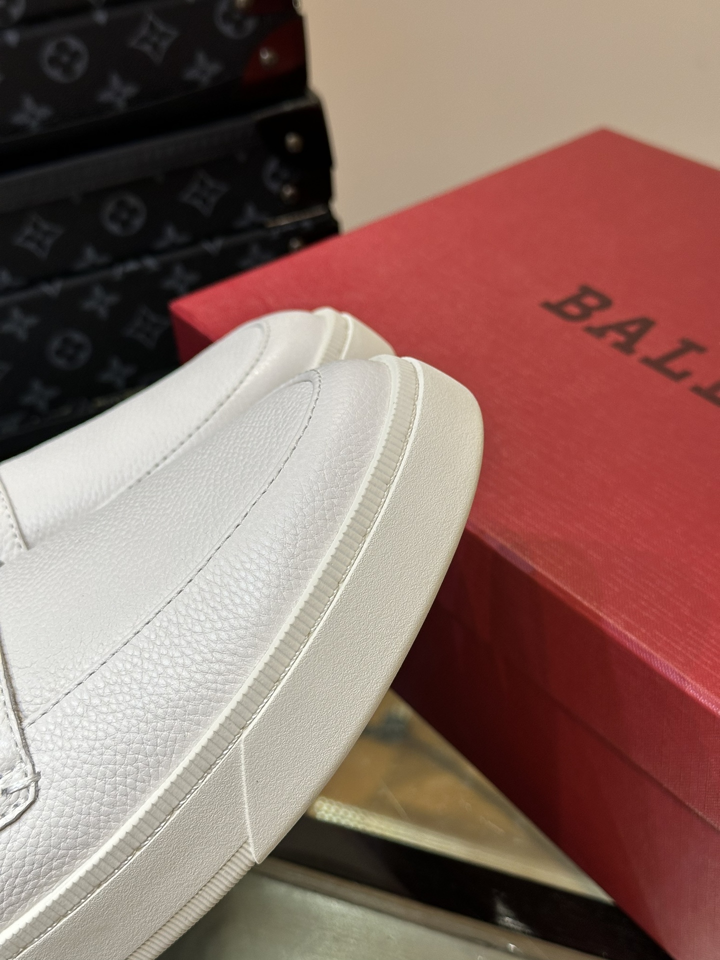 Bally/巴利新款男士套脚一脚蹬男鞋莞产精品市场顶级版本高工艺细节进口荔枝纹牛面皮鞋面搭配螺旋式条纹防