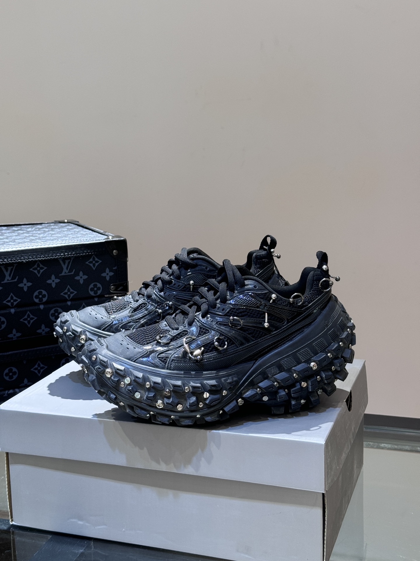 BALENCIAGADEFEND网布厚底运动鞋坦克履带轮胎鞋钉型越野户外增高厚底休闲运动慢跑鞋情侣款原楦