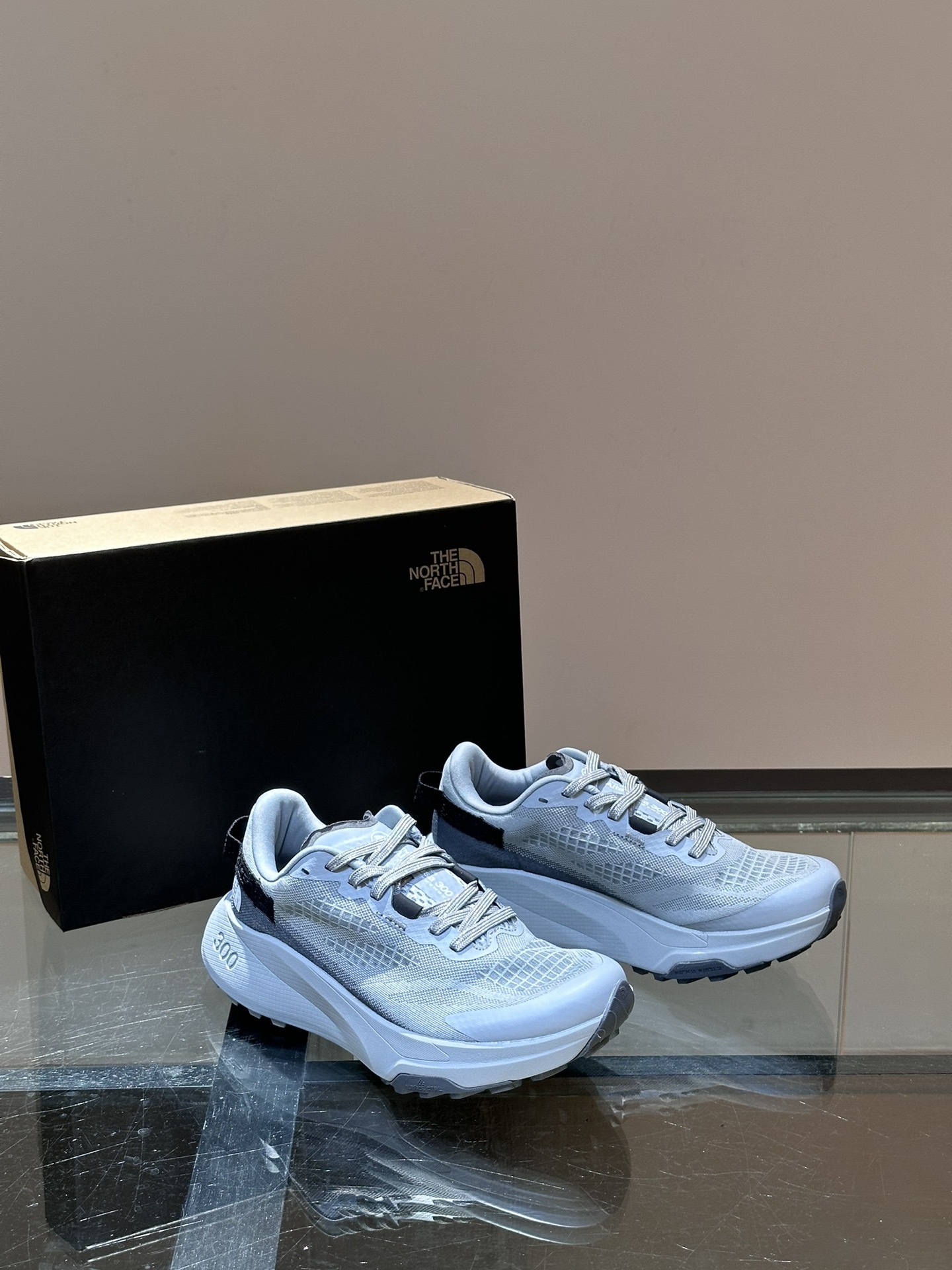 莞厂北面TheNorthFaceVECTIV越野跑鞋徒步3D网布鞋面透气性与耐久性兼具穿着轻便舒适不闷脚