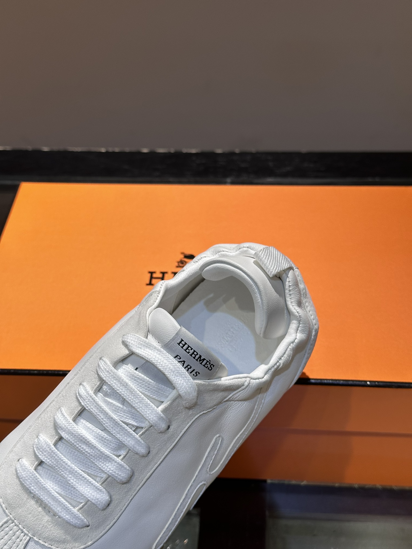 HERMES/爱马仕ss24春夏新品运动鞋H家heros运动鞋新品简约鞋面轻盈舒适透气！运动感十足！对比