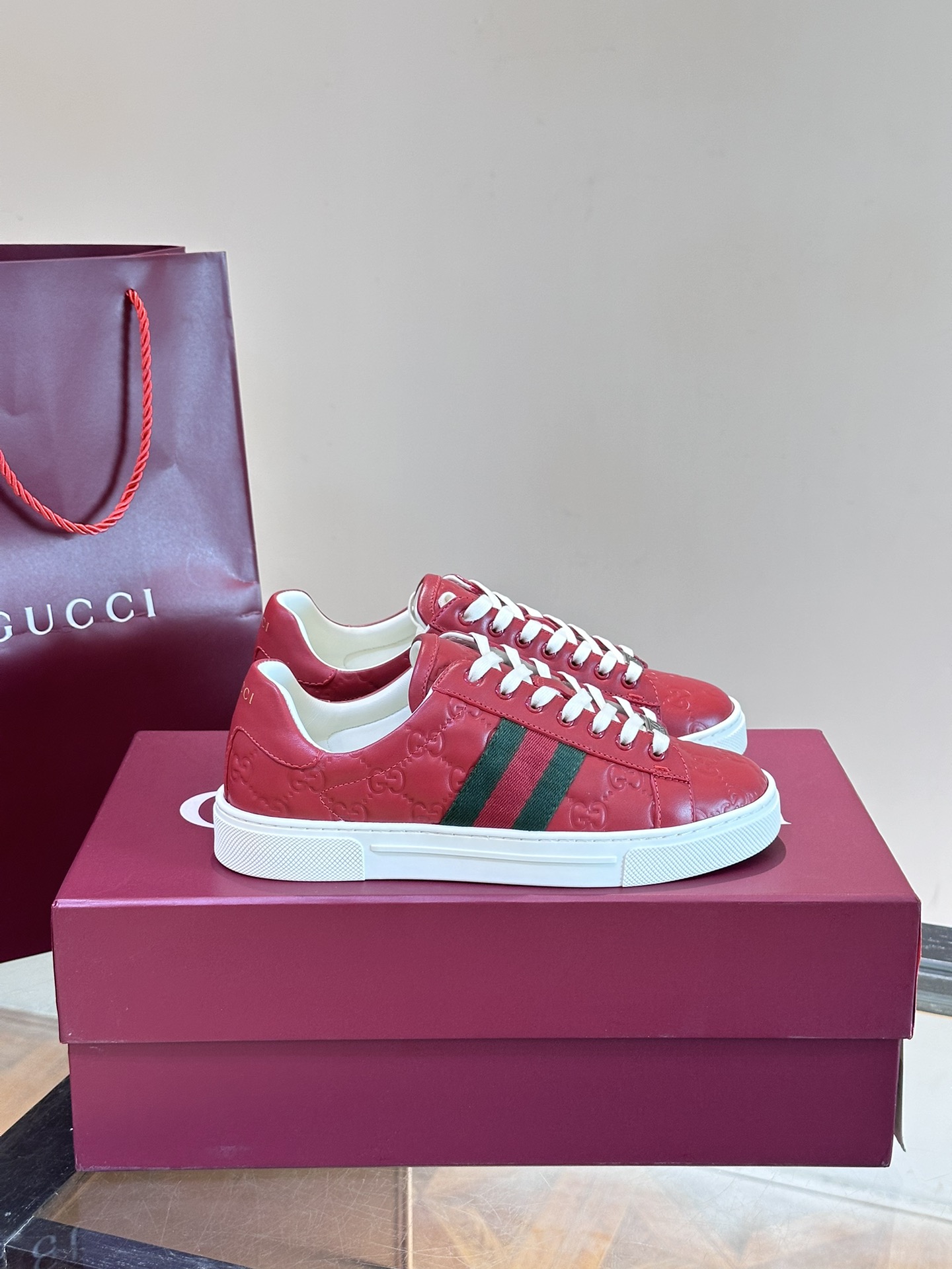 Gucci Schoenen Skateboardschoenen Sportschoenen Wit Unisex Rubber Laag boven