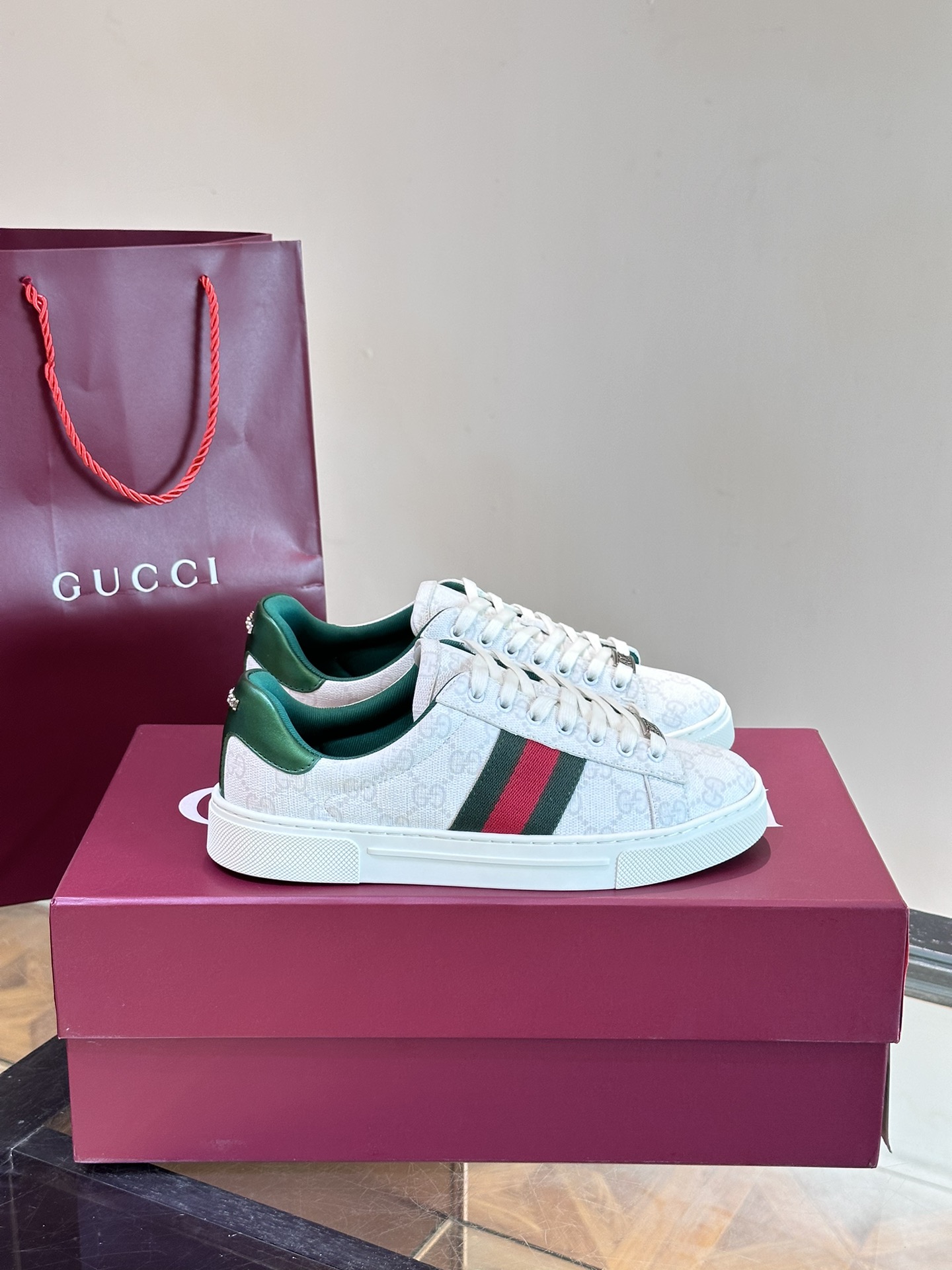 Gucci Schoenen Skateboardschoenen Sportschoenen Wit Unisex Rubber Laag boven