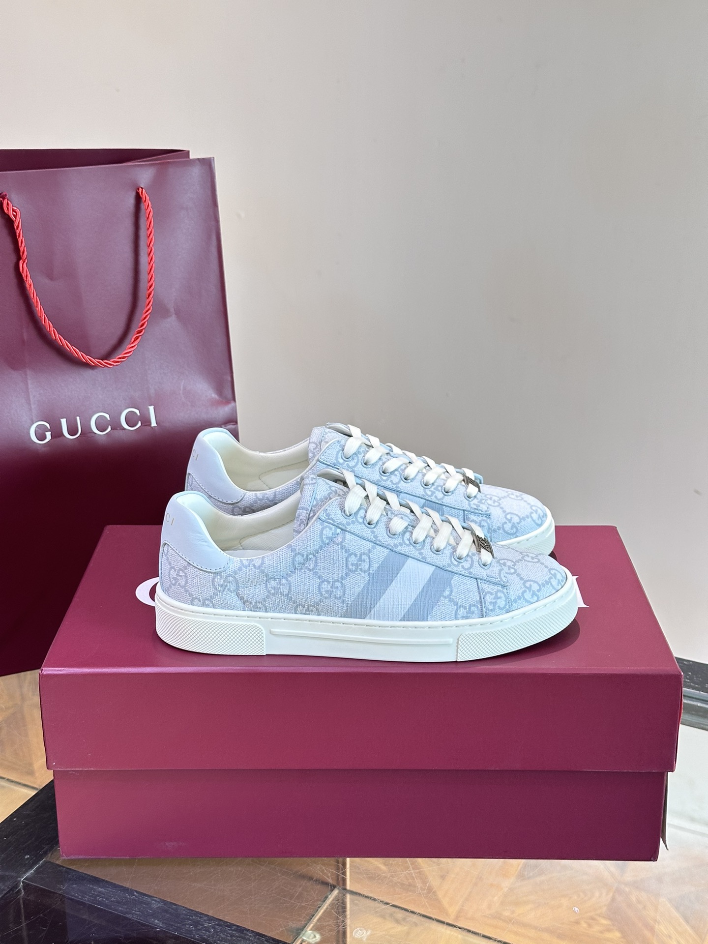 Gucci Schoenen Skateboardschoenen Sportschoenen Wit Unisex Rubber Laag boven