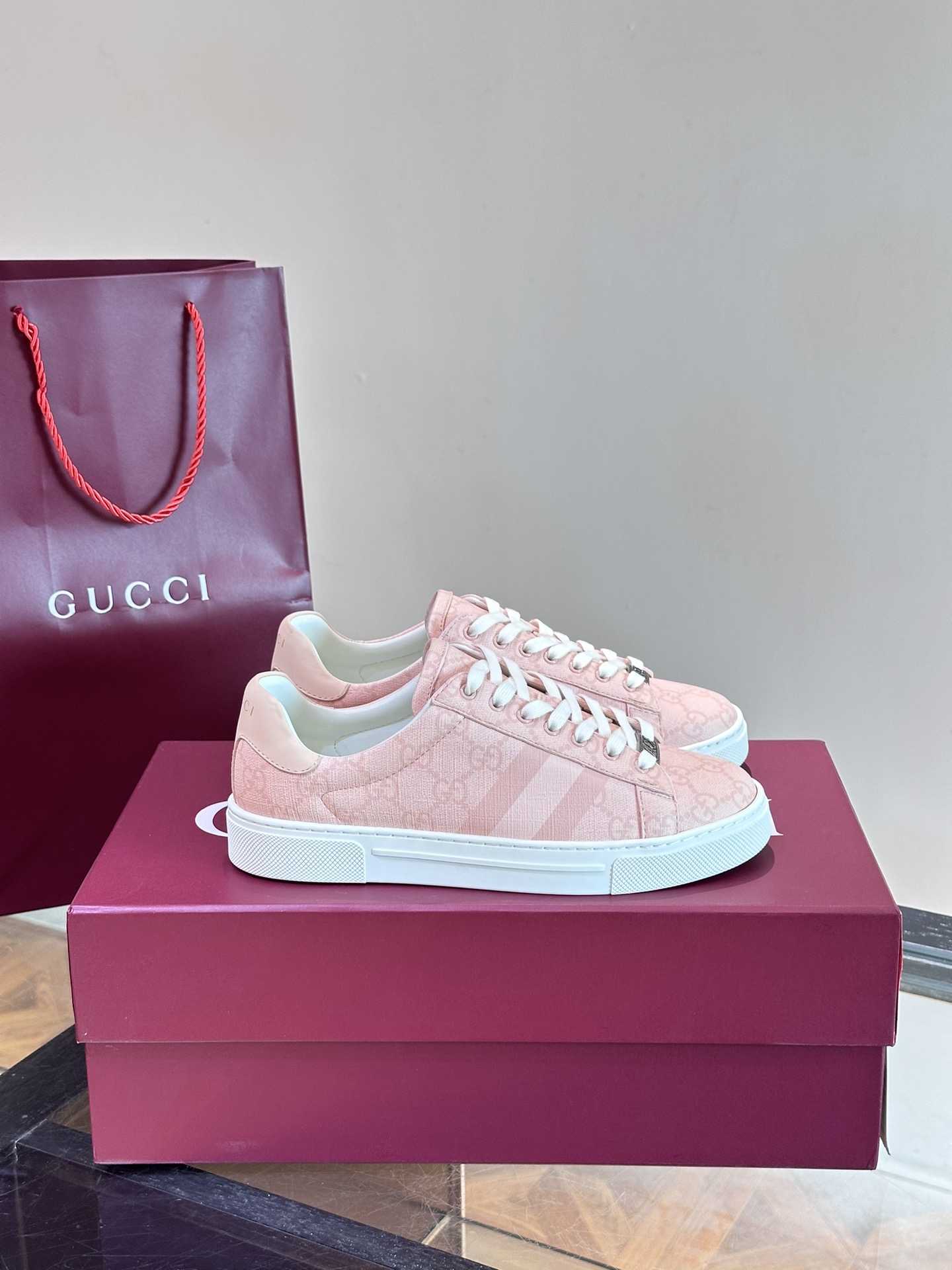 Gucci Schoenen Skateboardschoenen Sportschoenen Wit Unisex Rubber Laag boven