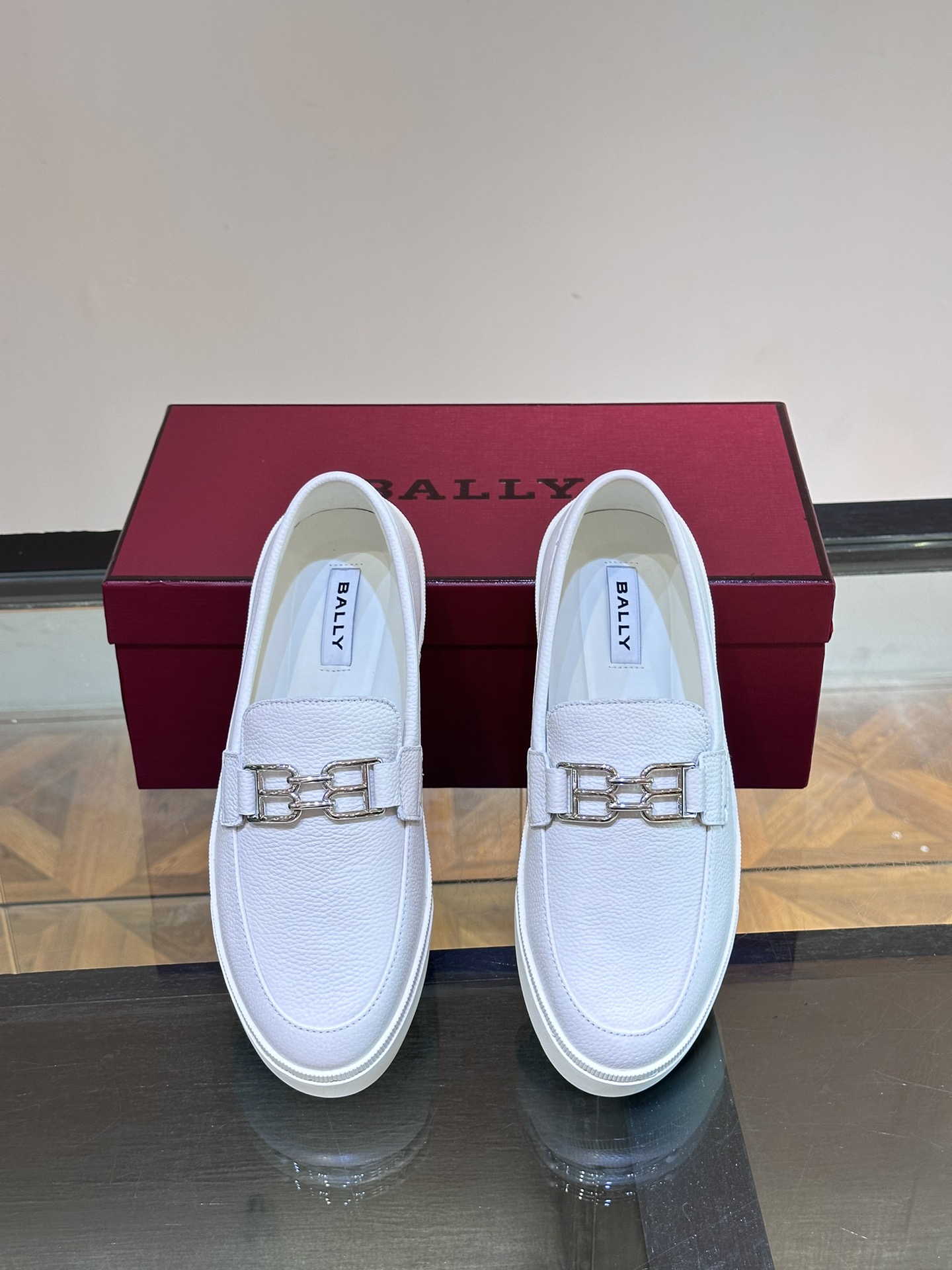 Bally/巴利新款男士套脚一脚蹬男鞋莞产精品市场顶级版本高工艺细节进口荔枝纹牛面皮鞋面搭配螺旋式条纹防