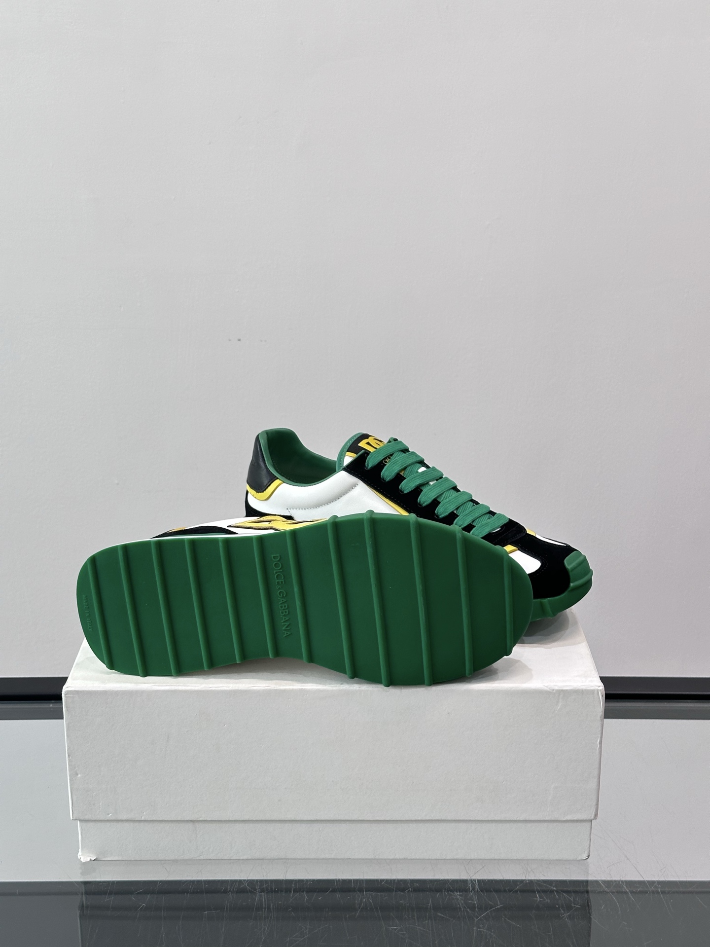 Dolce & Gabbana Men's Multicolor Leather Sneakers - Stylish & Comfortable 10 i1758784368523 8612 0 8
