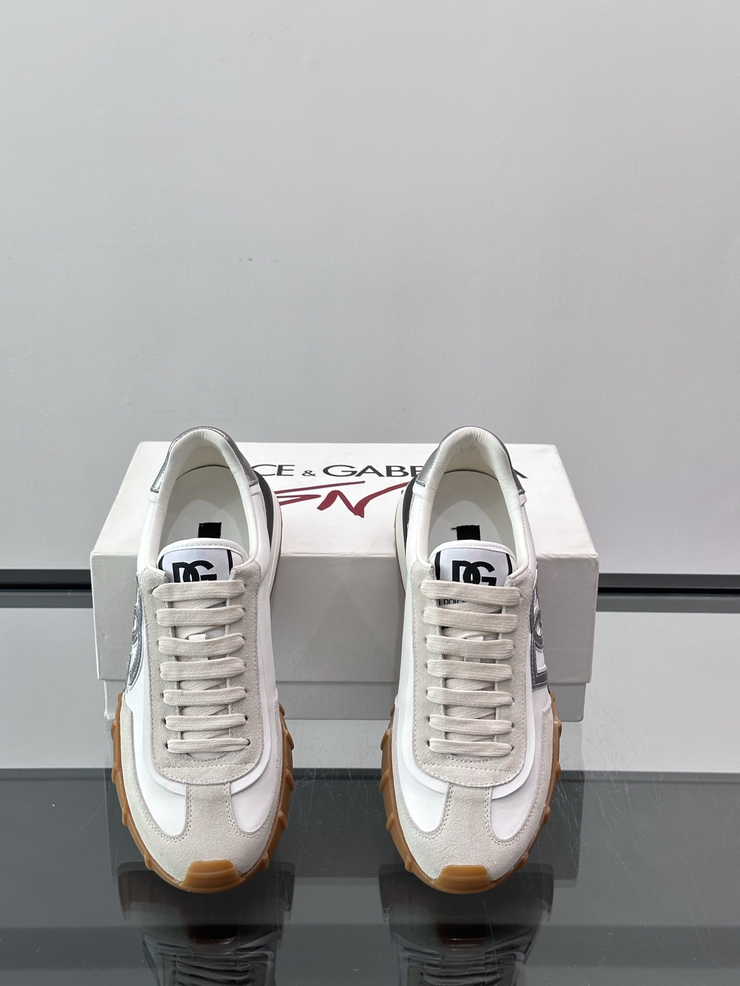 Dolce & Gabbana Men's Colorblock Leather Sneakers - Modern & Stylish 7 i1758784387488 9872 0 5