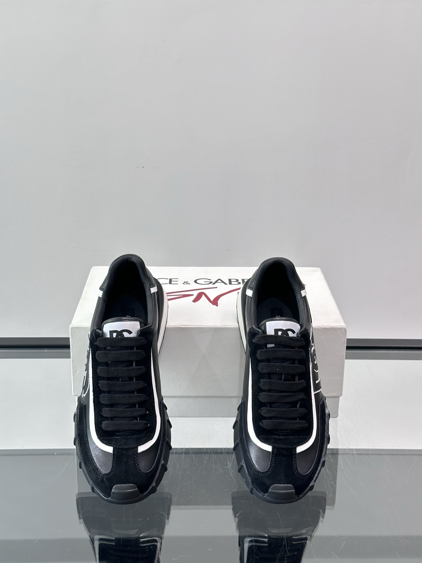 Dolce & Gabbana Men's Multicolor Leather Sneakers - Stylish & Comfortable 7 i1758784416284 4166 0 5
