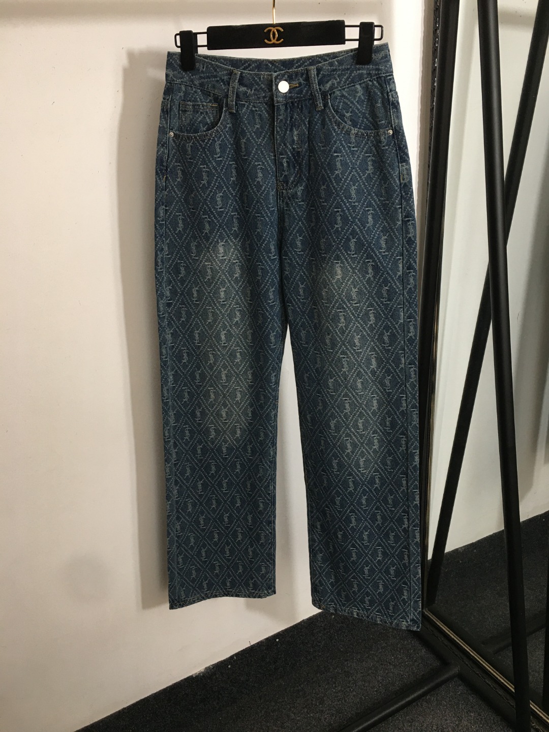 NO:743773,Style No. 8605 YSL* new diamond plaid logo jacquard straight denim trousers, blue, S-XL, [M size; waist 68, length 104], Saint Laurent-Clothing, saint laurent, saint laurent,19860909款号8605 YSL*新款 菱格子logo提花直筒牛仔长裤,蓝色,S-XL,【M码；腰围68,长104】,圣罗兰-服装,saint laurent,saint laurent,,Women's clothing