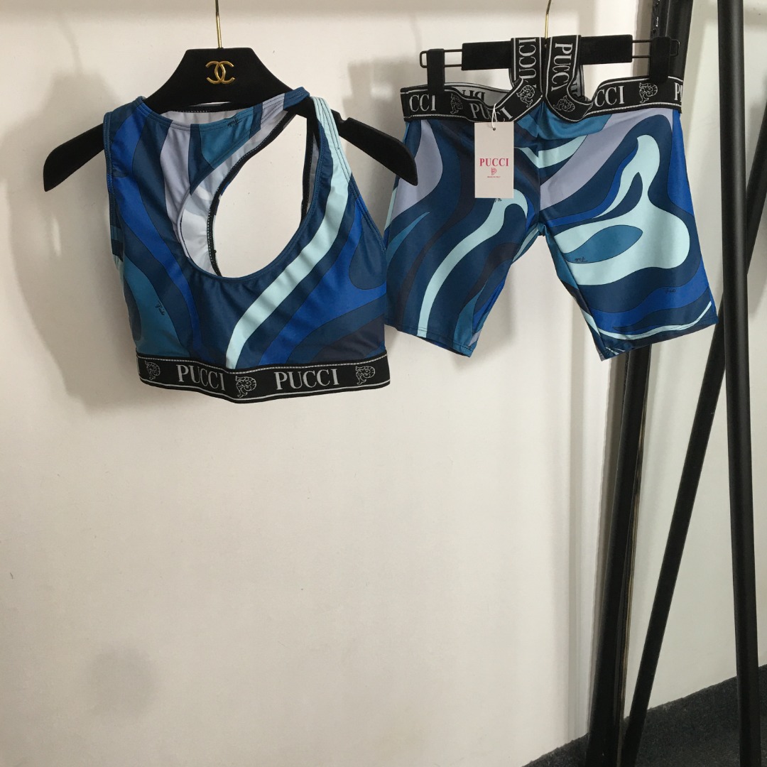 NO:779107,Model number 20252485 Pucc* new yoga sports suit, hollow design short vest + cross webbing stitching waist shorts, blue, S-XL, [M size; bust 76, length 31; waist 76 elastic, length 39], women's clothing, shorts,19860909款号20252485 Pucc*新款瑜伽运动套装,挖空设计短款背心+交叉织带拼接露腰短裤,蓝色,S-XL,【M码；胸围76,长31；腰围76弹力,长39】,女装,shorts,,Women's clothing
