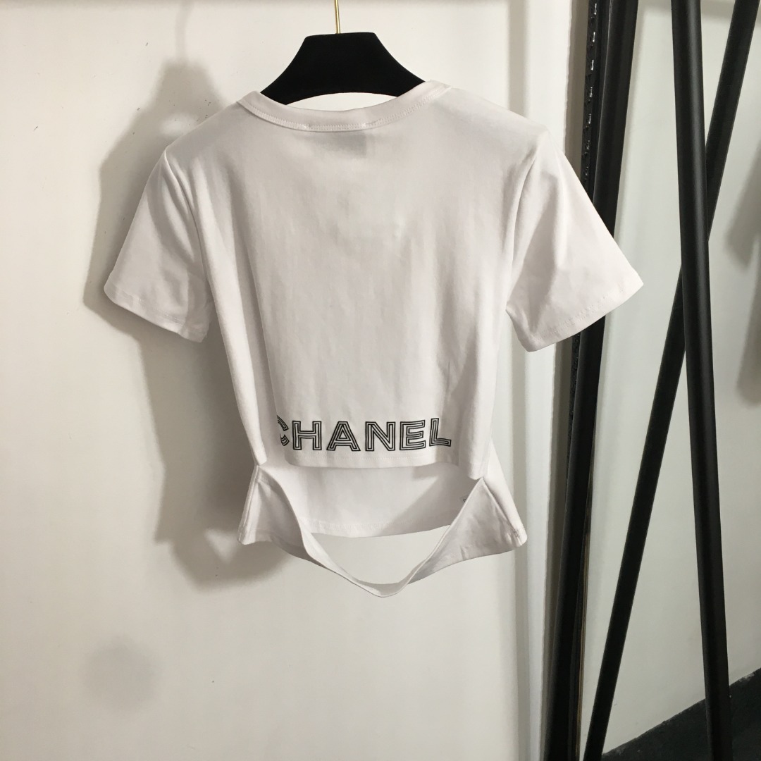 Chanel Fitted T-Shirt with Open Back Logo - Elegant & Comfortable 7 o 1iqd72ndr1mp61i621gbh1sdodpr5