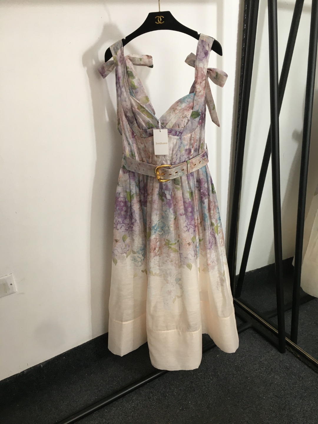NO:873352,Style number 20253155 Zimmermann new style hyacinth flower print bow suspender dress long skirt, with belt, apricot color, S-XL, [M size; bust 82, waist 68, length 112], Zimmermann-clothing, skirts,19860909款号20253155 Zimmermann新款 风信子气质花朵印花 蝴蝶结吊带连衣裙 长裙,配腰带,杏色,S-XL,【M码；胸围82,腰围68,长112】,兹默曼-服装,skirts,,Women's clothing