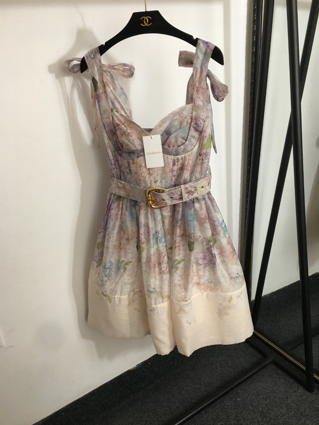 NO:873344,Model number 20253156 Zimmermann new style hyacinth flower print bow suspender dress short skirt, belt, apricot color, S-XL, [M size; bust 80, waist 70, length 82], Zimmermann-clothing, skirts,19860909款号20253156 Zimmermann新款 风信子气质花朵印花 蝴蝶结吊带连衣裙 短裙,配腰带,杏色,S-XL,【M码；胸围80,腰围70,长82】,兹默曼-服装,skirts,,Women's clothing