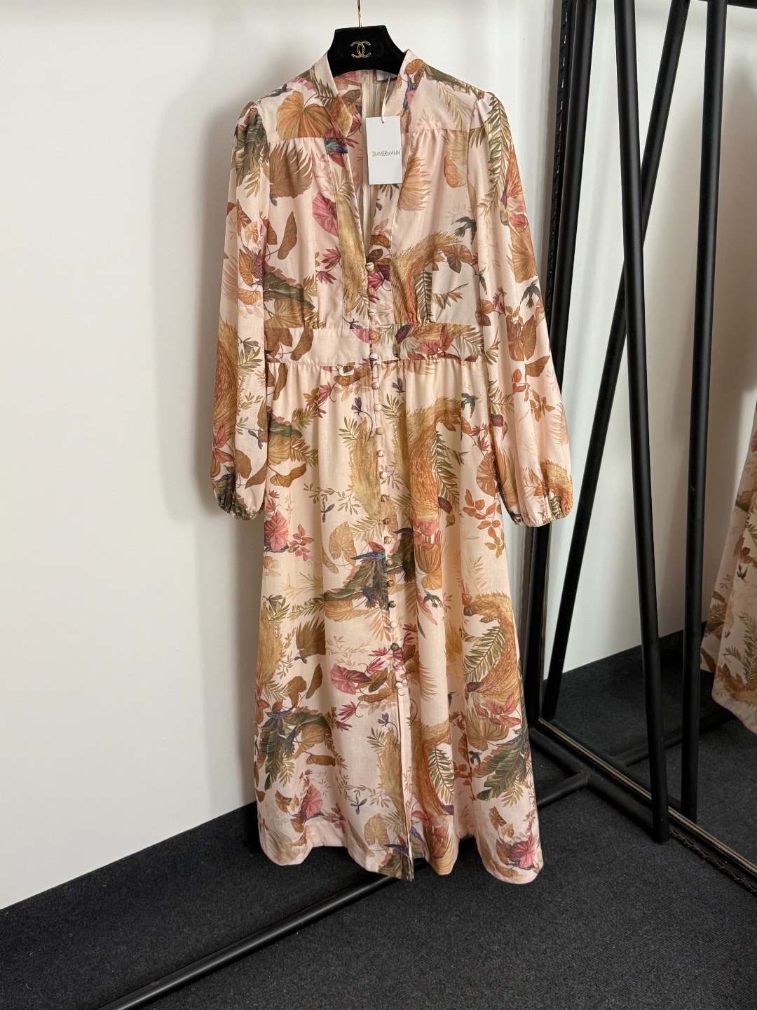 NO:755128,Model No. 20254785 Zimmermann's new leaf and flower print V-neck waist lantern long-sleeved dress, long skirt, light pink, S-XL, [M size; bust 98, sleeve length 64, waist 82, length 140, weight 0.685kg], Zimmermann-clothing, skirts,19860909款号20254785 Zimmermann新款 树叶花朵印花V领收腰灯笼长袖连衣裙 长裙,浅粉色,S-XL,【M码；胸围98,袖长64,腰围82,长140,重量0.685kg】,兹默曼-服装,skirts,,Women's clothing