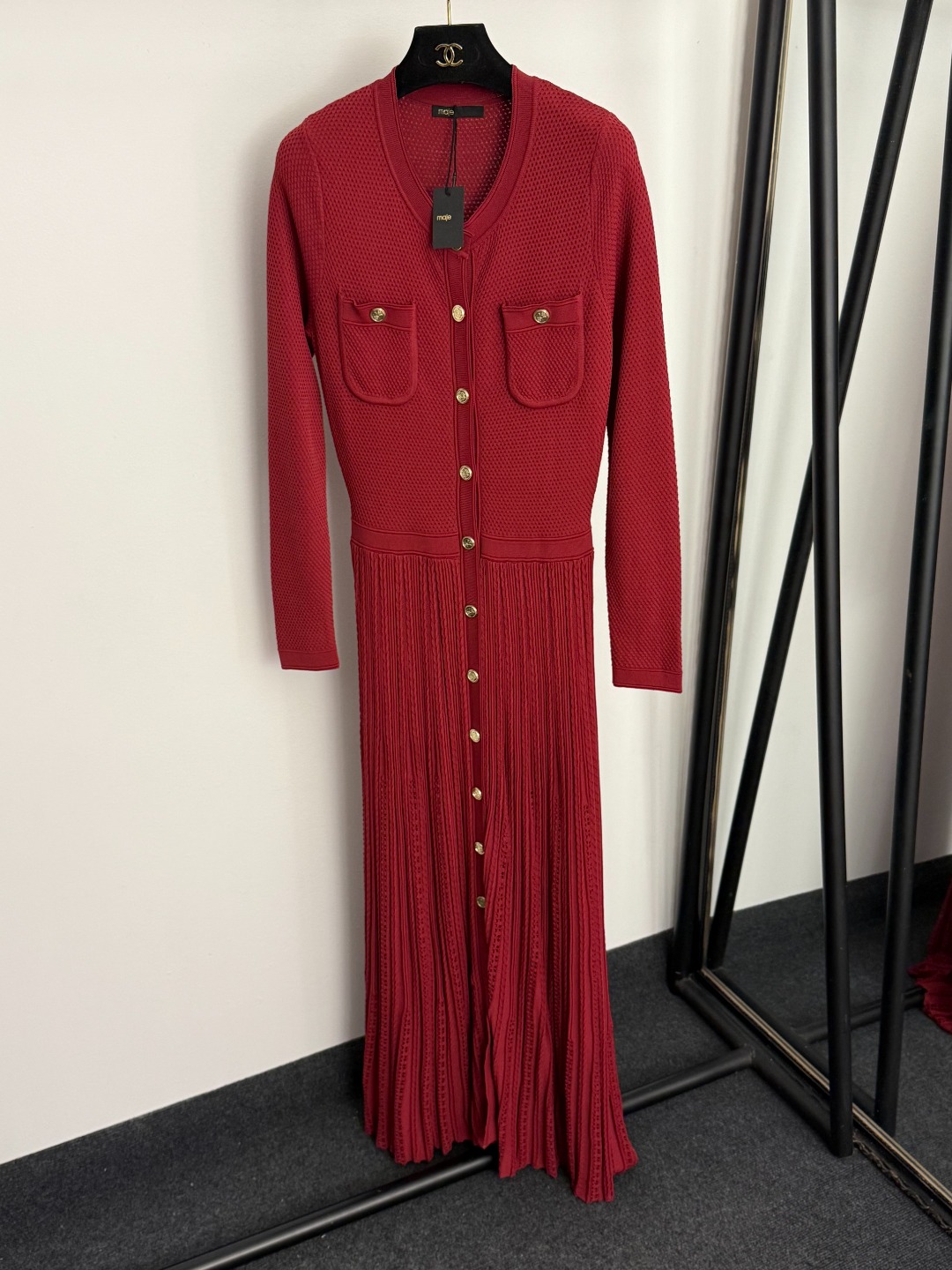 Maje Knit Long Sleeve Midi Dress - Elegant Button-Down Style 3 o 1j6n7gdmuvfi7kg1rs61n52260b