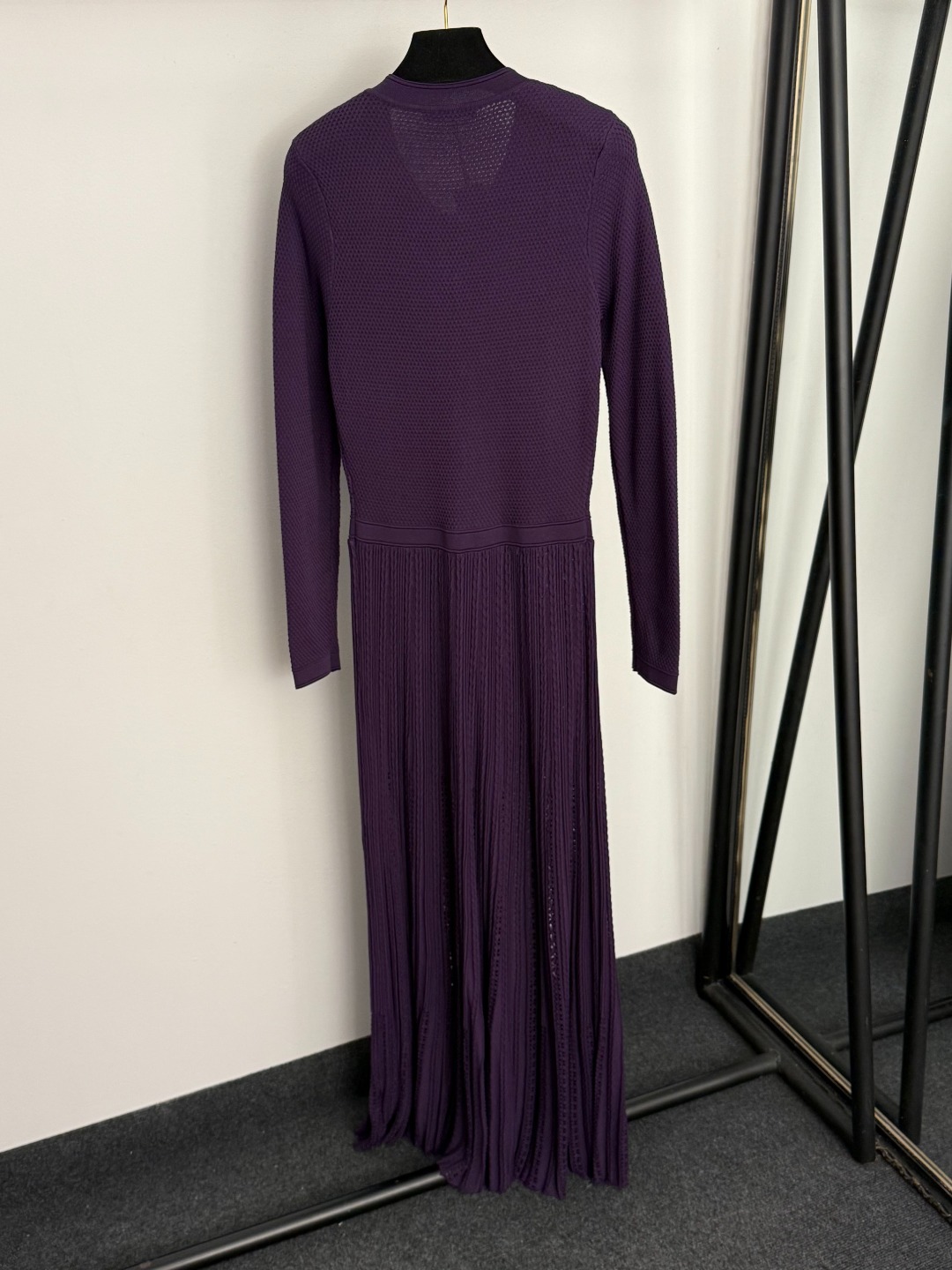 Maje Knit Long Sleeve Midi Dress - Elegant Button-Down Style 6 o 1j6n7gob71klfdn4149u1ms81o5oe