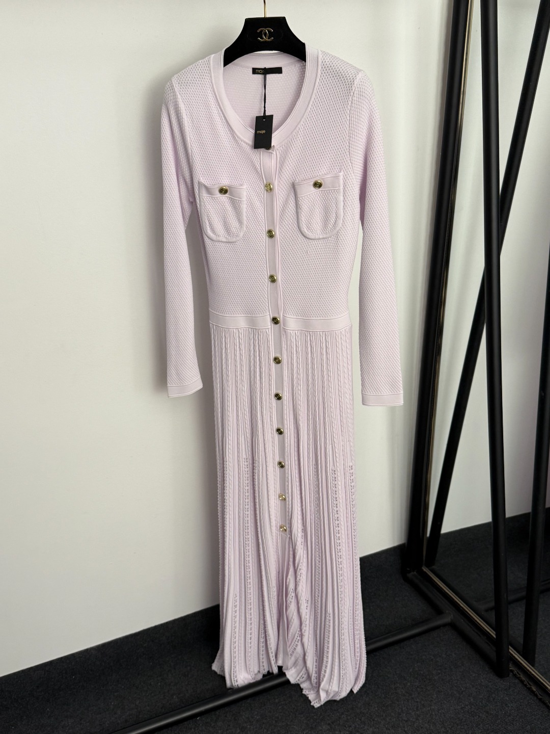 Maje Knit Long Sleeve Midi Dress - Elegant Button-Down Style 7 o 1j6n7gputqforqq1141phh1768f