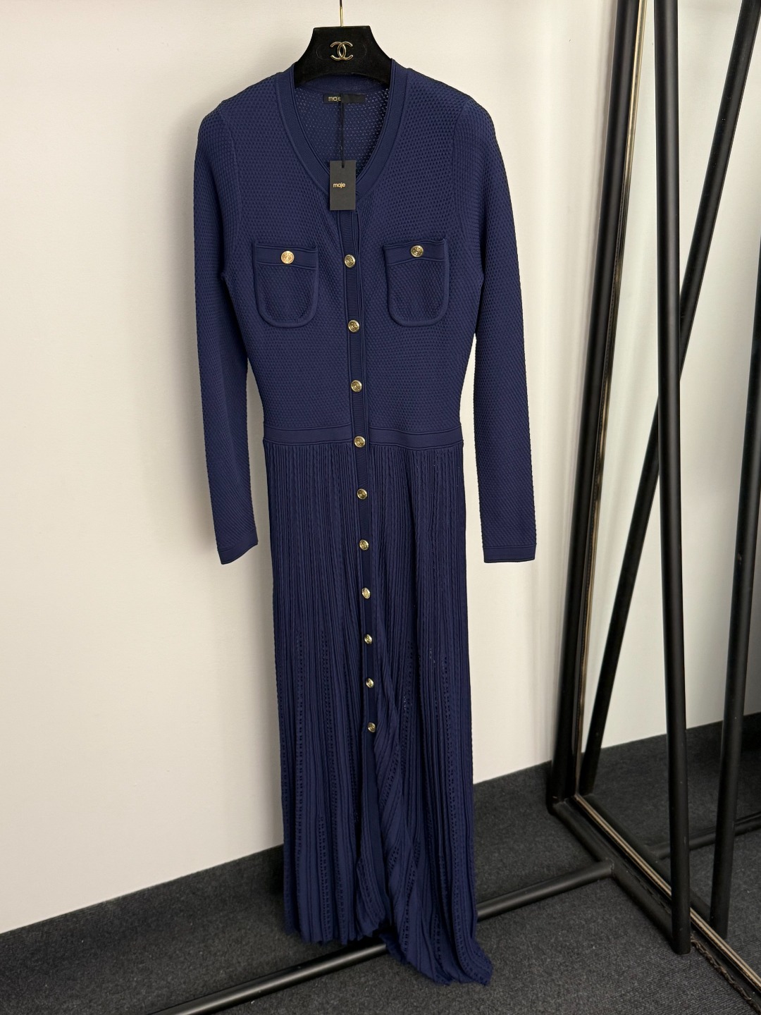 Maje Knit Long Sleeve Midi Dress - Elegant Button-Down Style 9 o 1j6n7gt9mhvf85d17it1h3su8hh