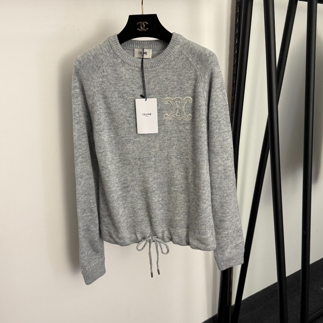 NO:702141,Model No. 20318 Celin* new logo embroidered drawstring waist long-sleeved wool sweater top, gray, red, SML, [S size bust 92, sleeve length 74, length 60; weight 0.395kg], Celine-clothing, celine, celine,19860909款号20318 Celin*新款 logo刺绣抽绳收腰长袖羊毛针织衫上衣,灰色,红色,SML,【S码胸围92,袖长74,长60；重量0.395kg】,赛琳-服装,celine,celine,,Women's clothing